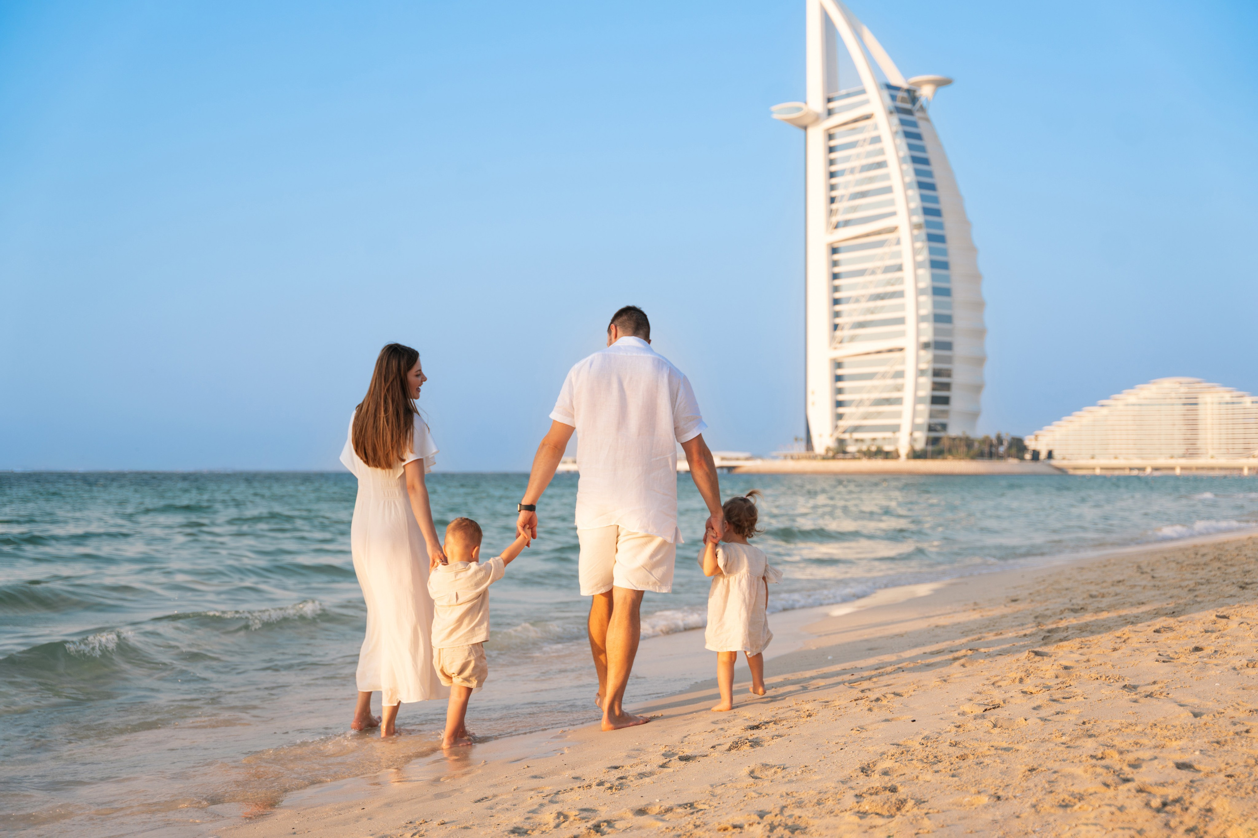 Beach day. Angela Iakovleva — Family Photographer in Dubai