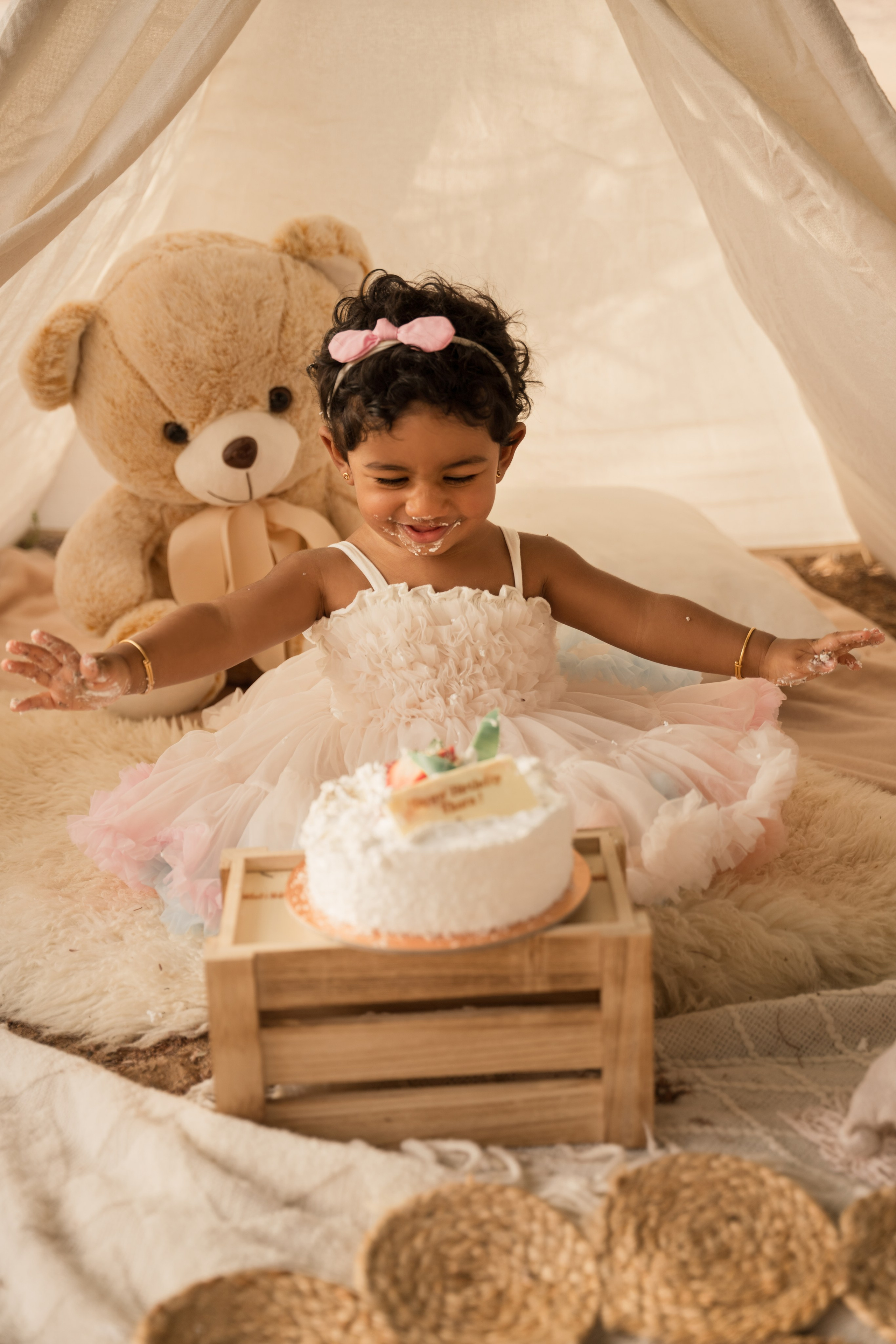 1 year on Earth. Angela Iakovleva — Family Photographer in Dubai