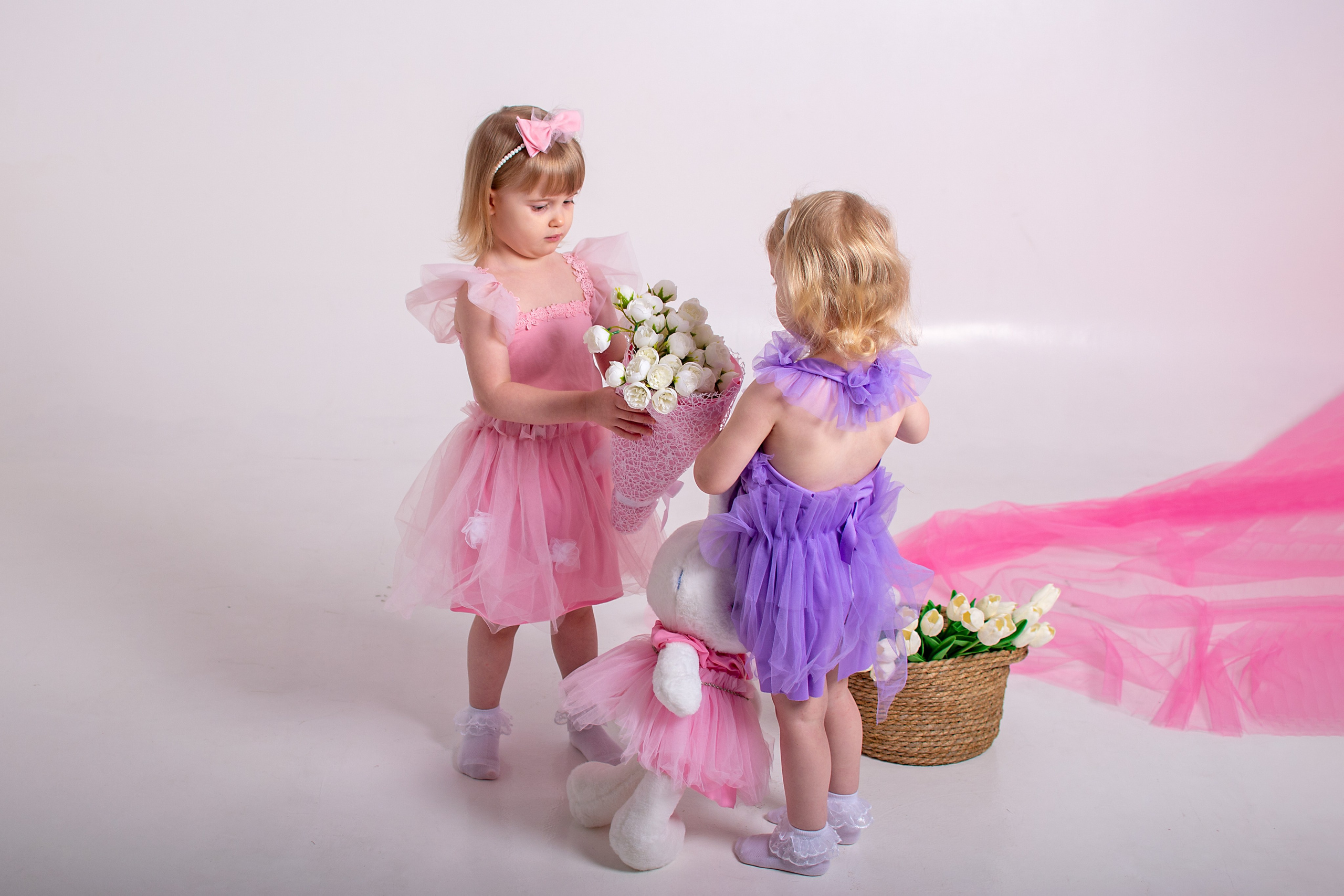 Сестрички. Фотограф новорожденных в Темиртау и Караганде Любовь Жукова newborn