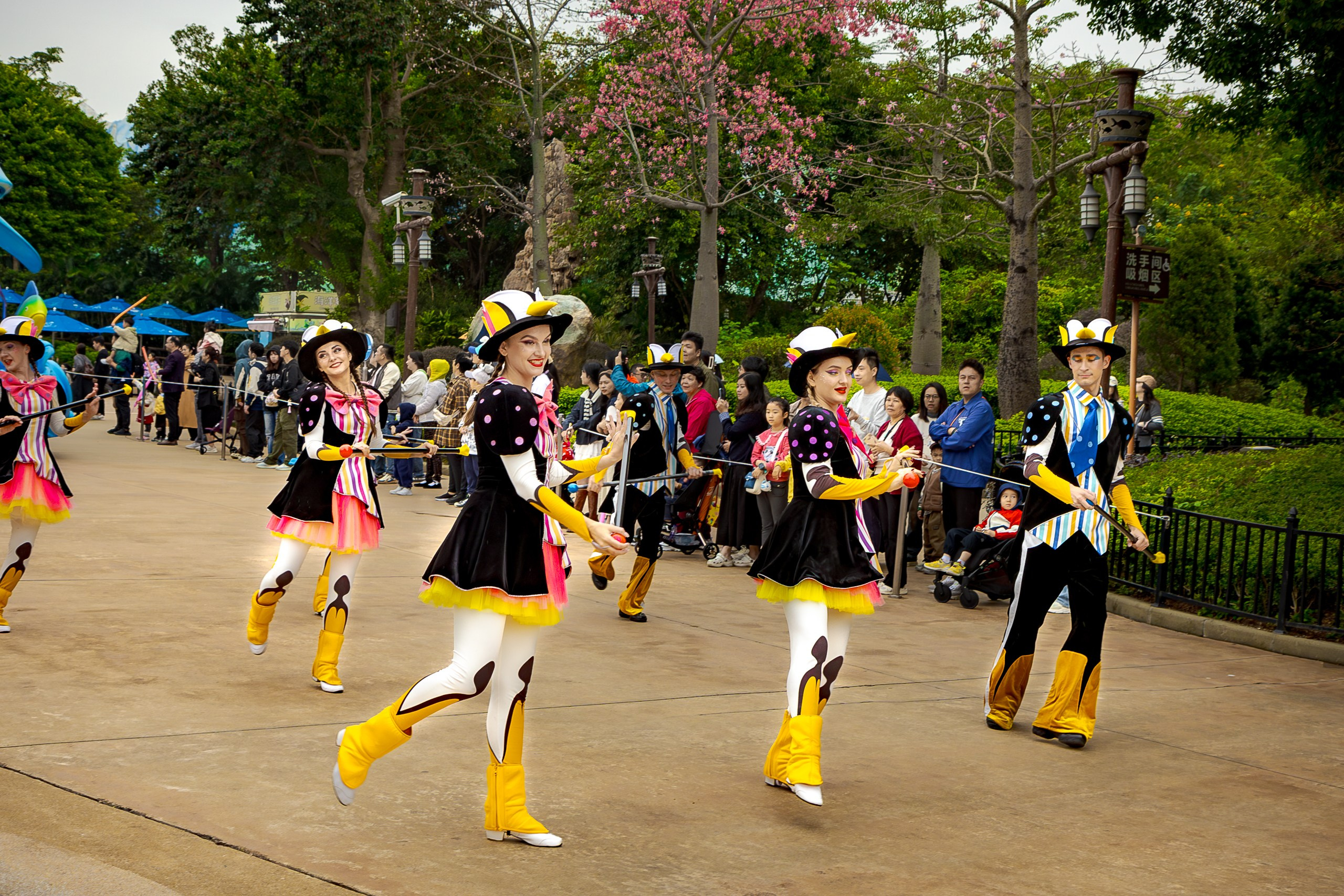 Дневной парад новогодняя версия