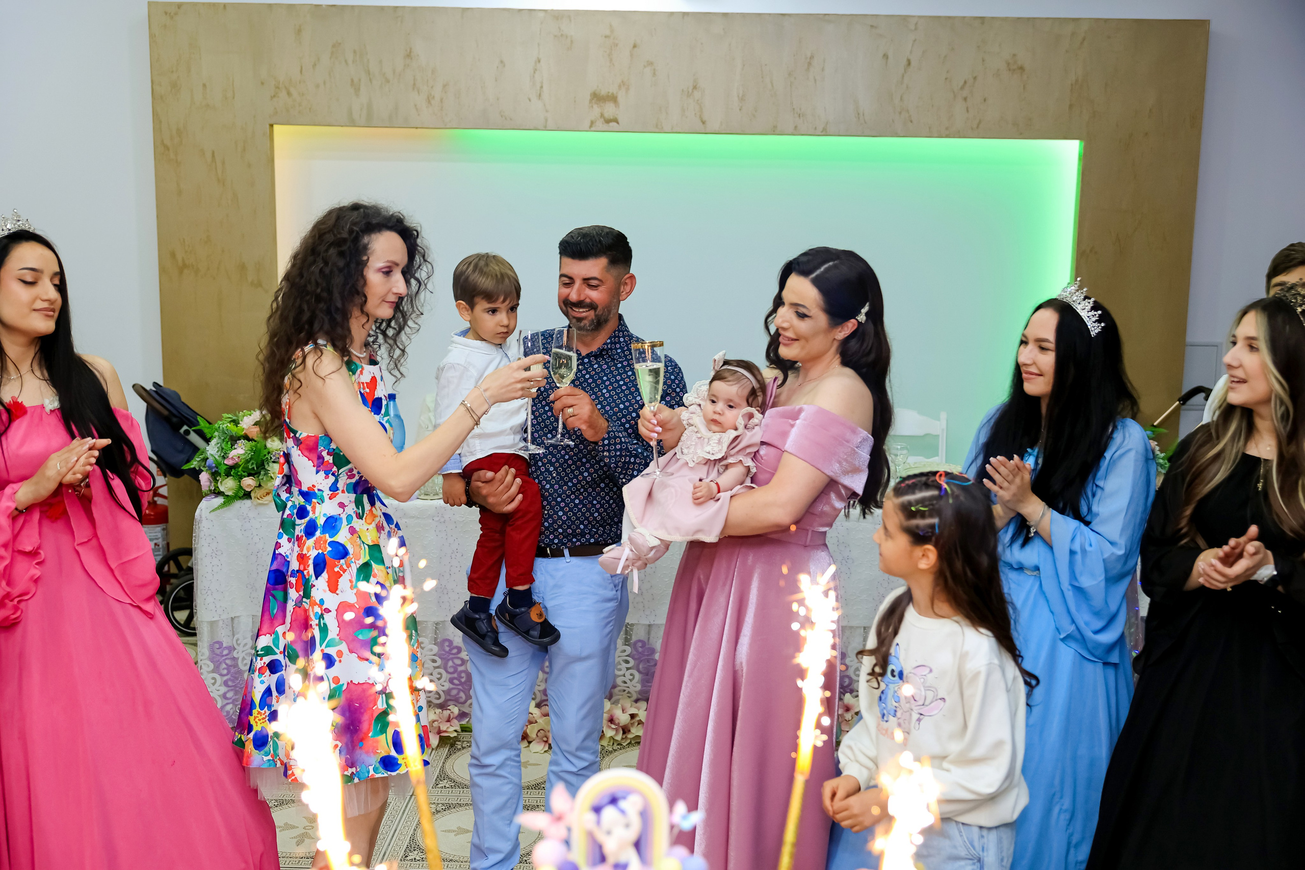 Iris Stefania. Moments By Gub