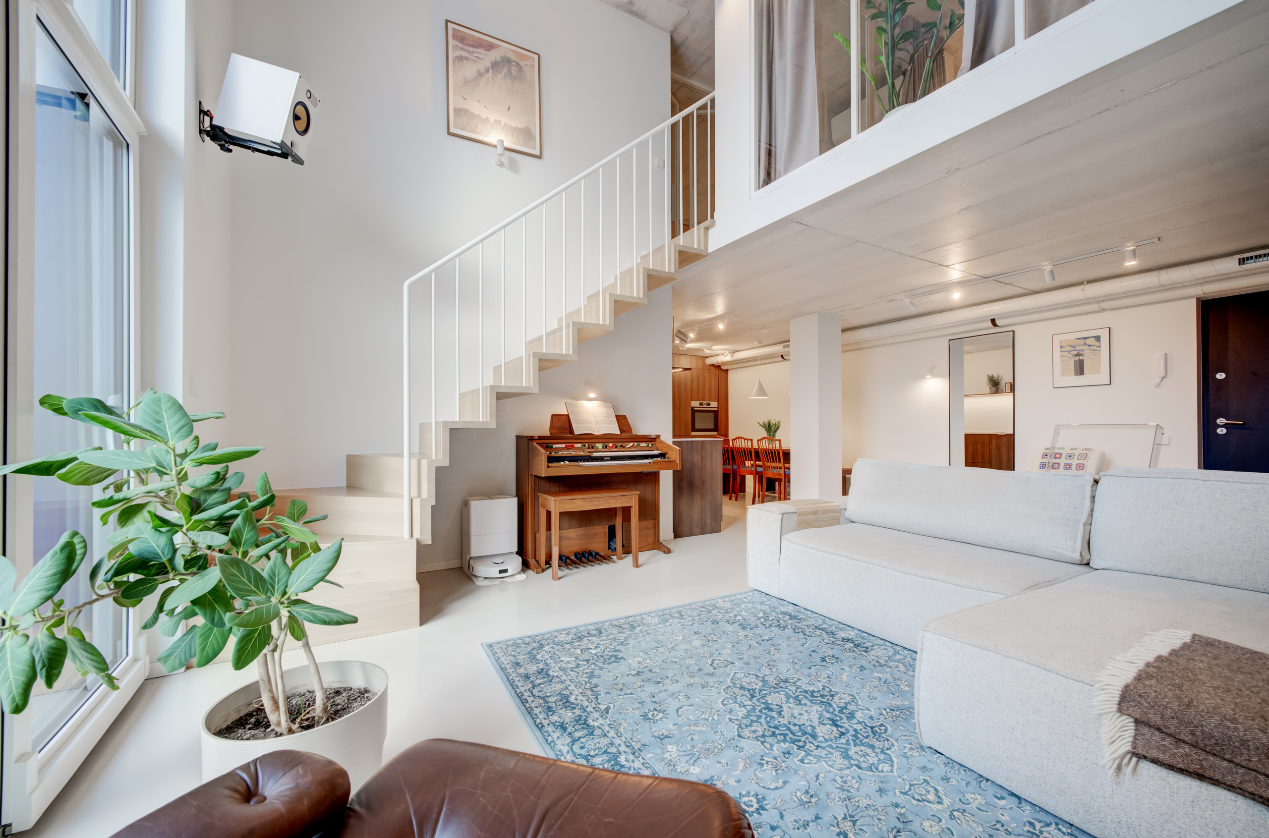 Kauno g. 32B. Elina Sapiega fotografė Vilniuje