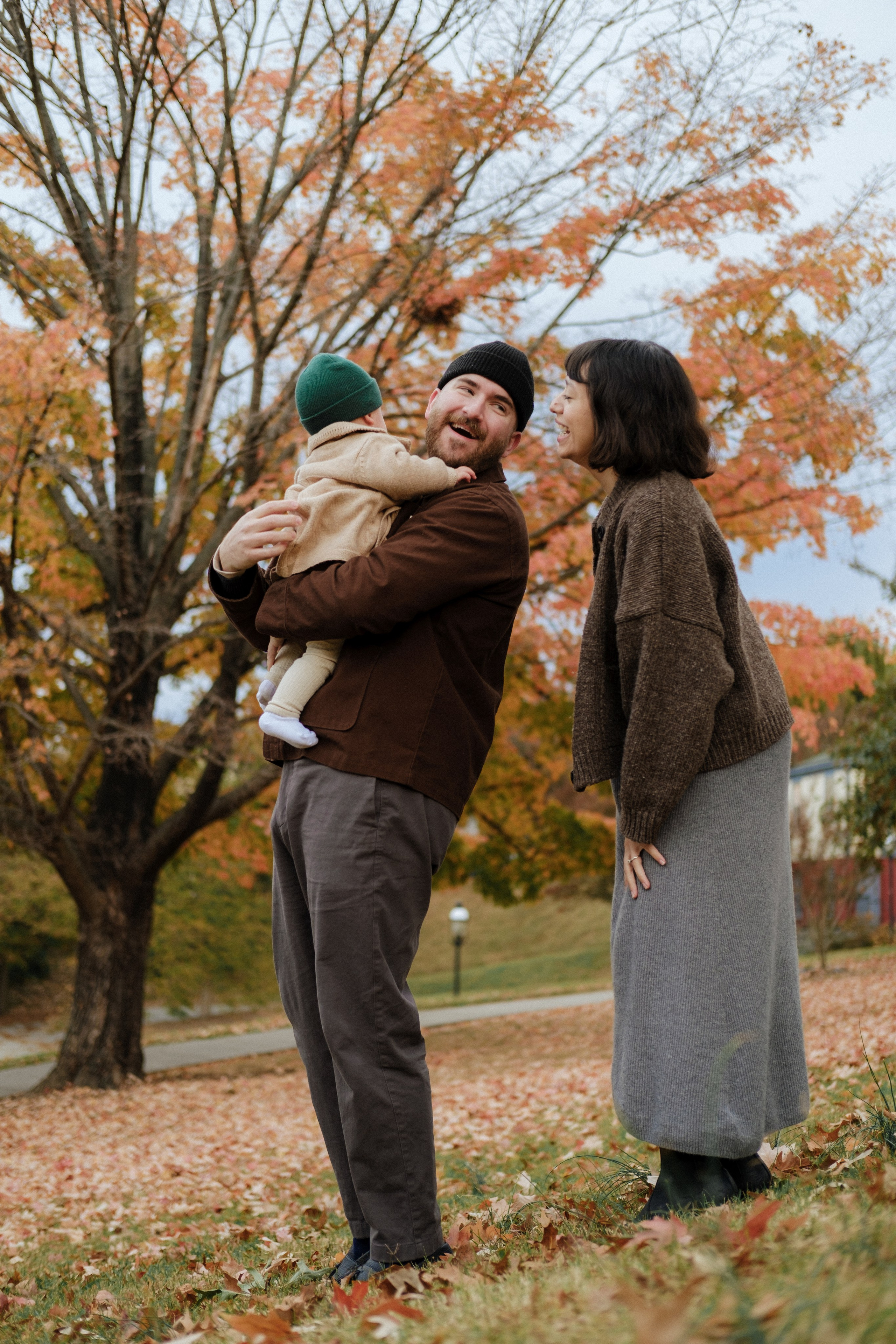 Top Fall Photo Locations in Richmond: Autumn Sessions at Libby Hill Park. Family Photographer Anna Dobrovolskaia | Richmond, VA