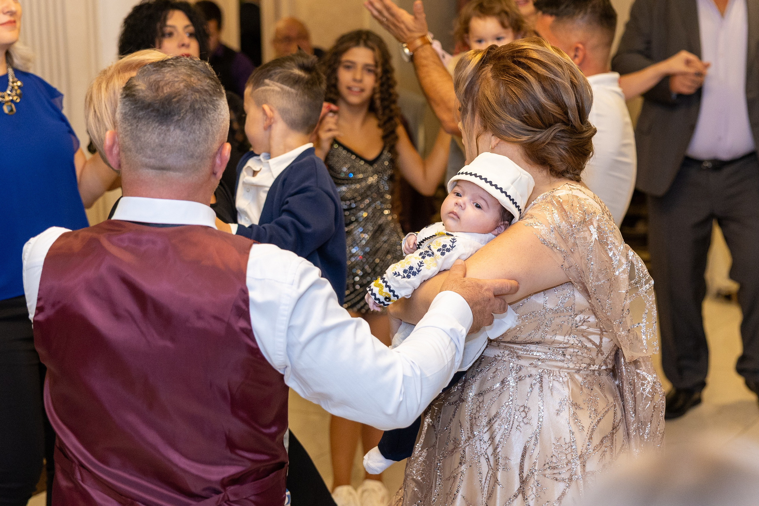 Andrei Sebastian. Moments By Gub