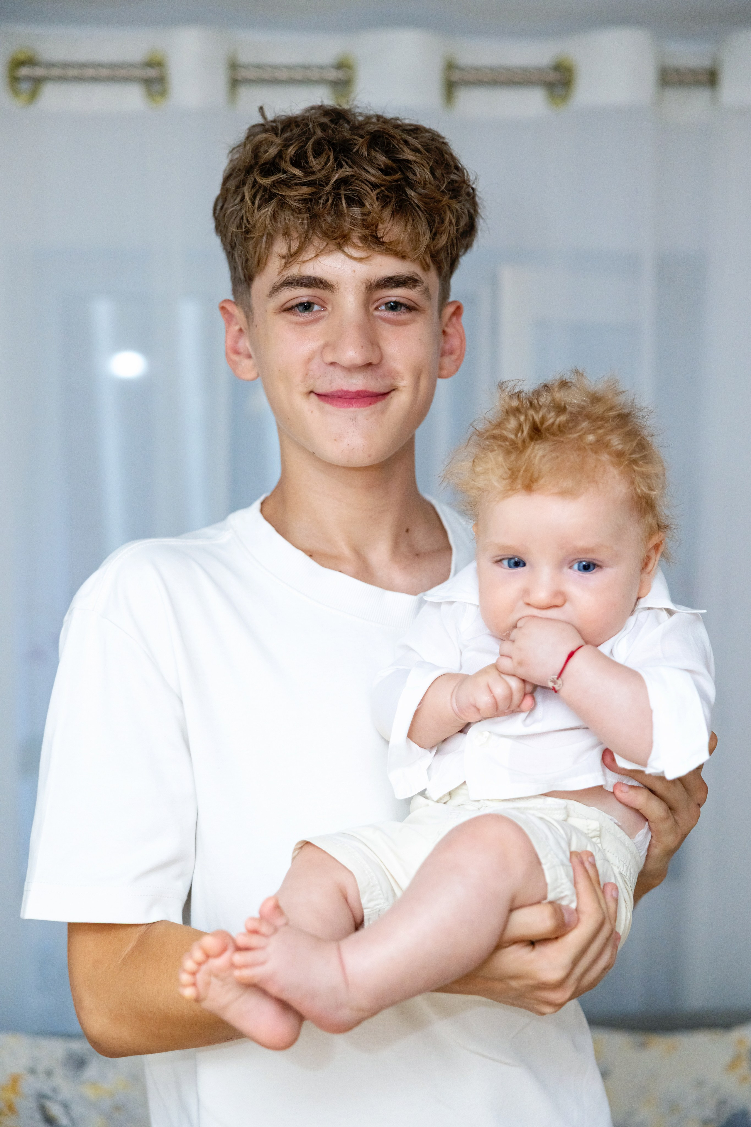 Eric Ionut. Moments By Gub