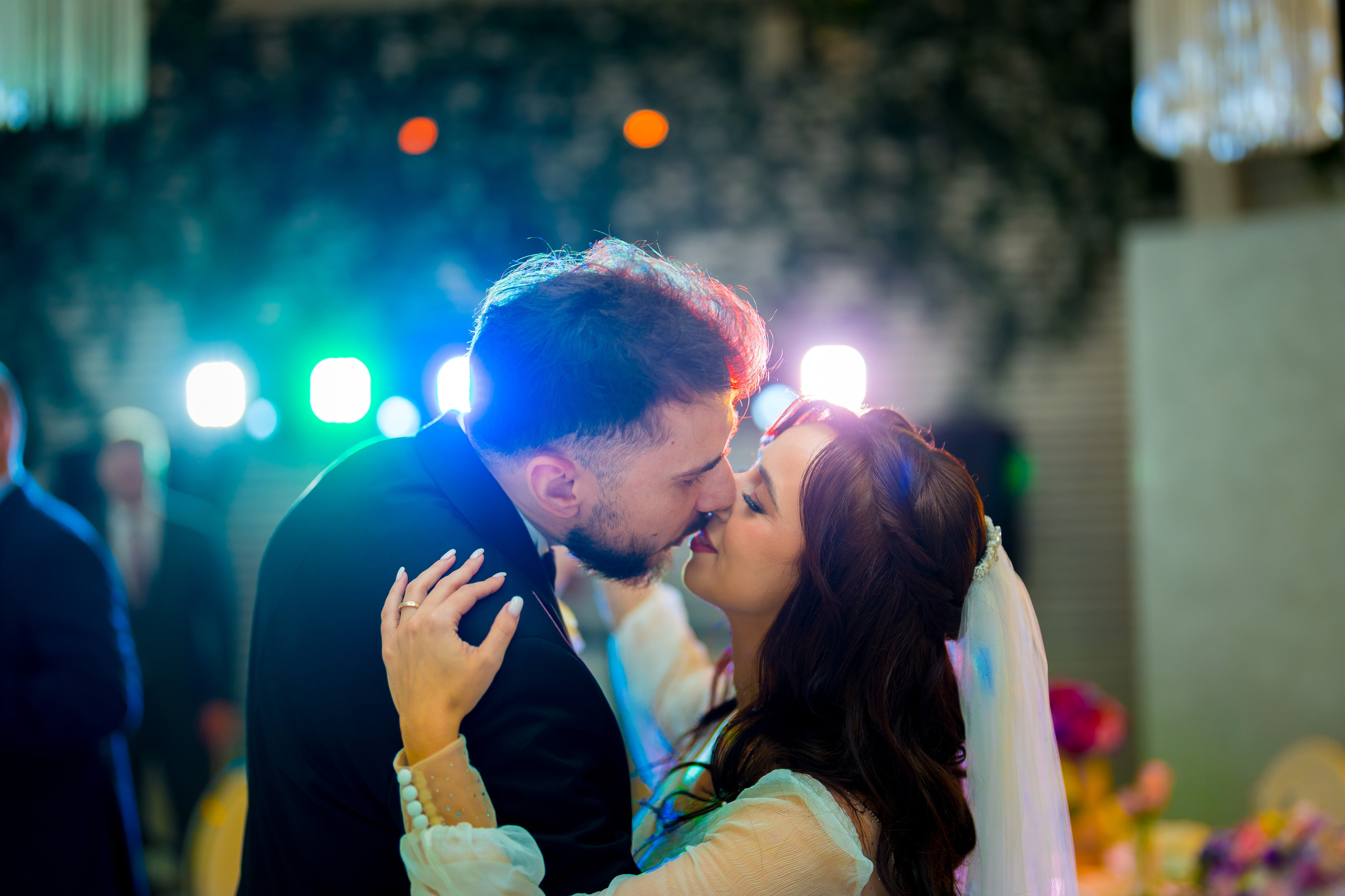 PARTY. Gabriel Florea — Fotograf nuntă București