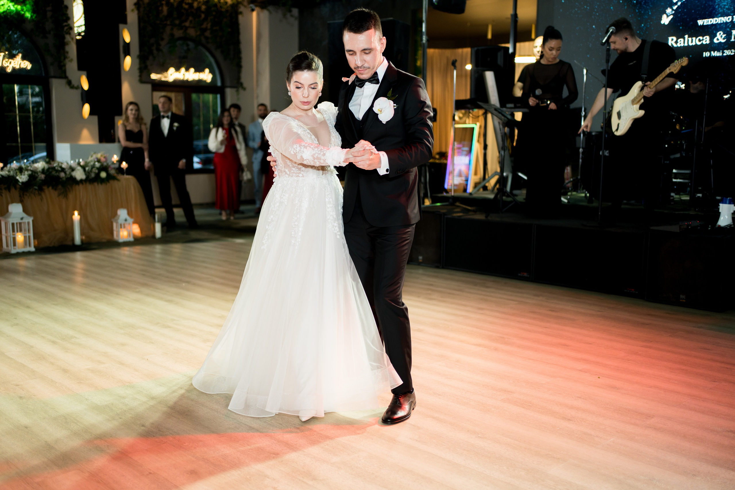 PARTY. Gabriel Florea — Fotograf nuntă București