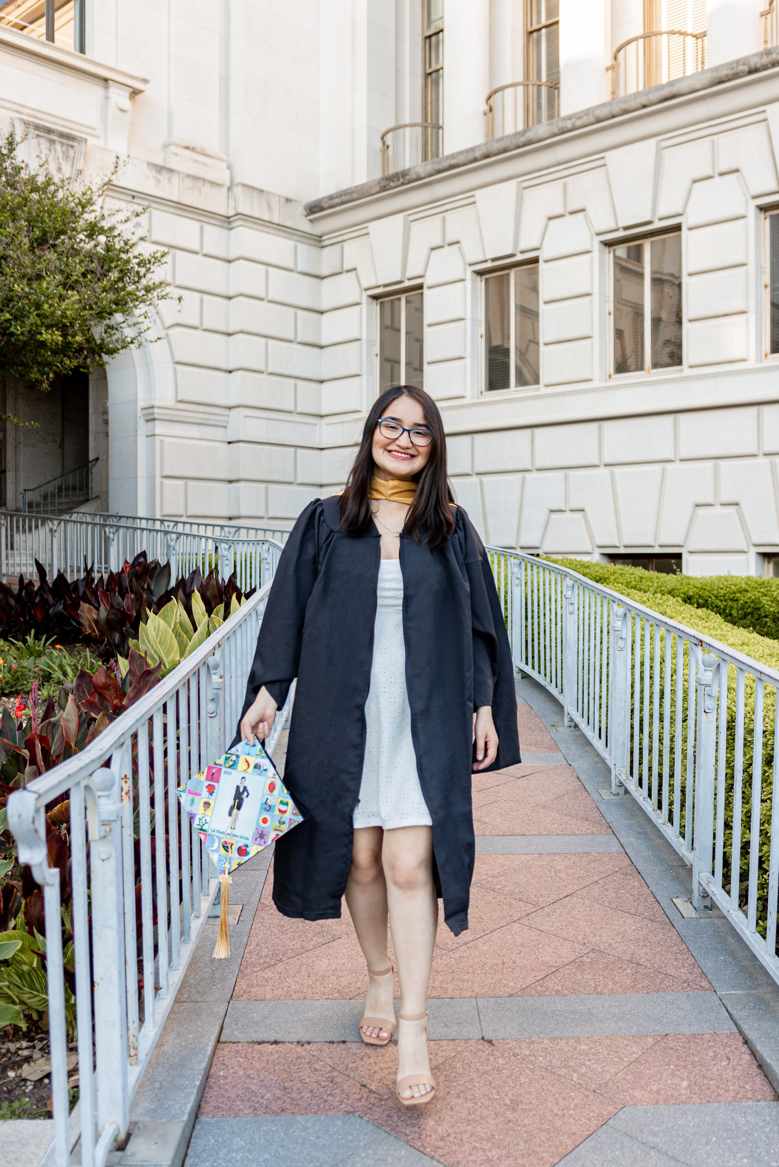 Yulissa's graduation photoshoot at the University of Texas