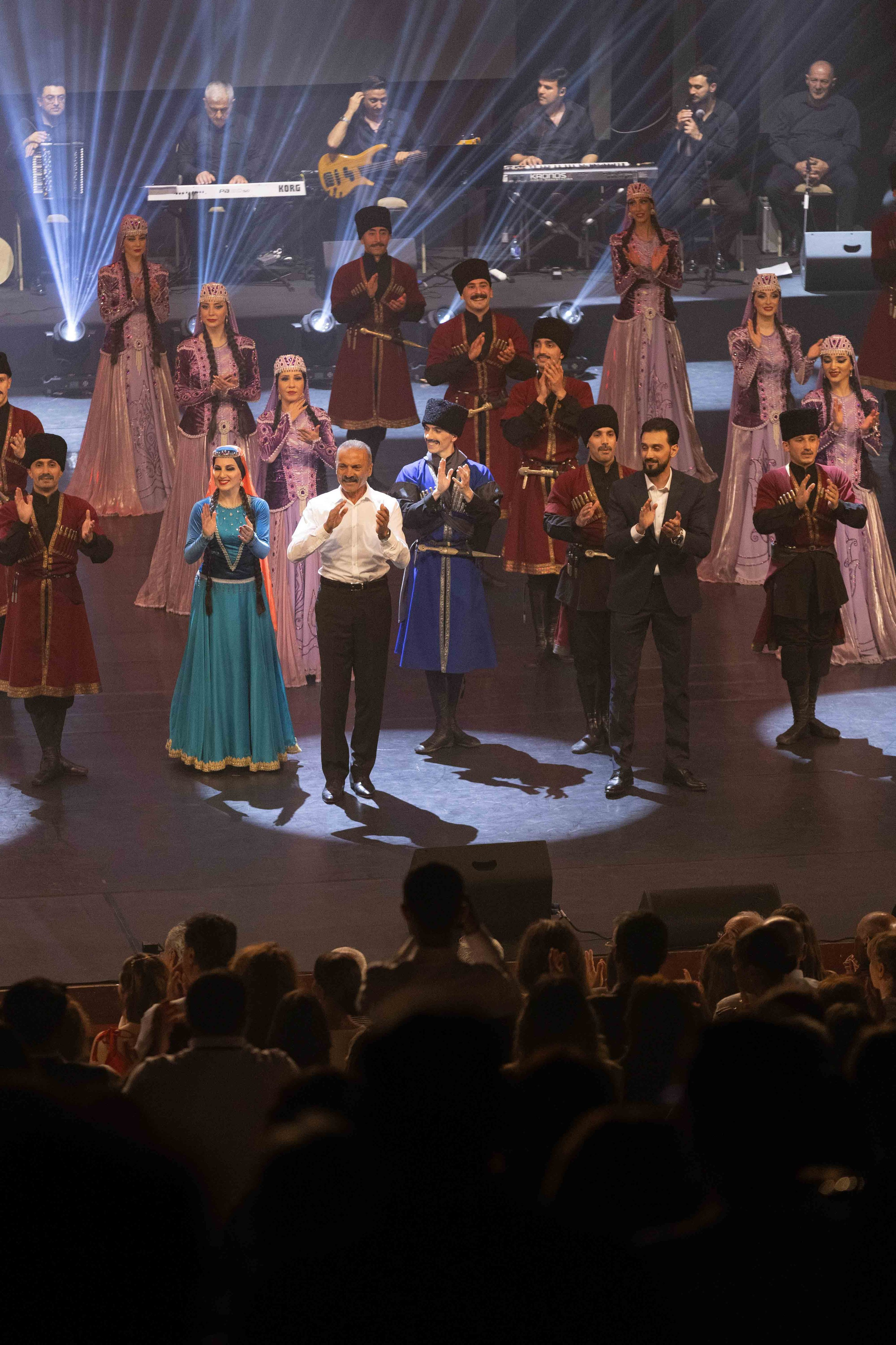 STATE DANCE ENSEMBLE. Wedding&Event photographer Ismail Rzayev in Baku