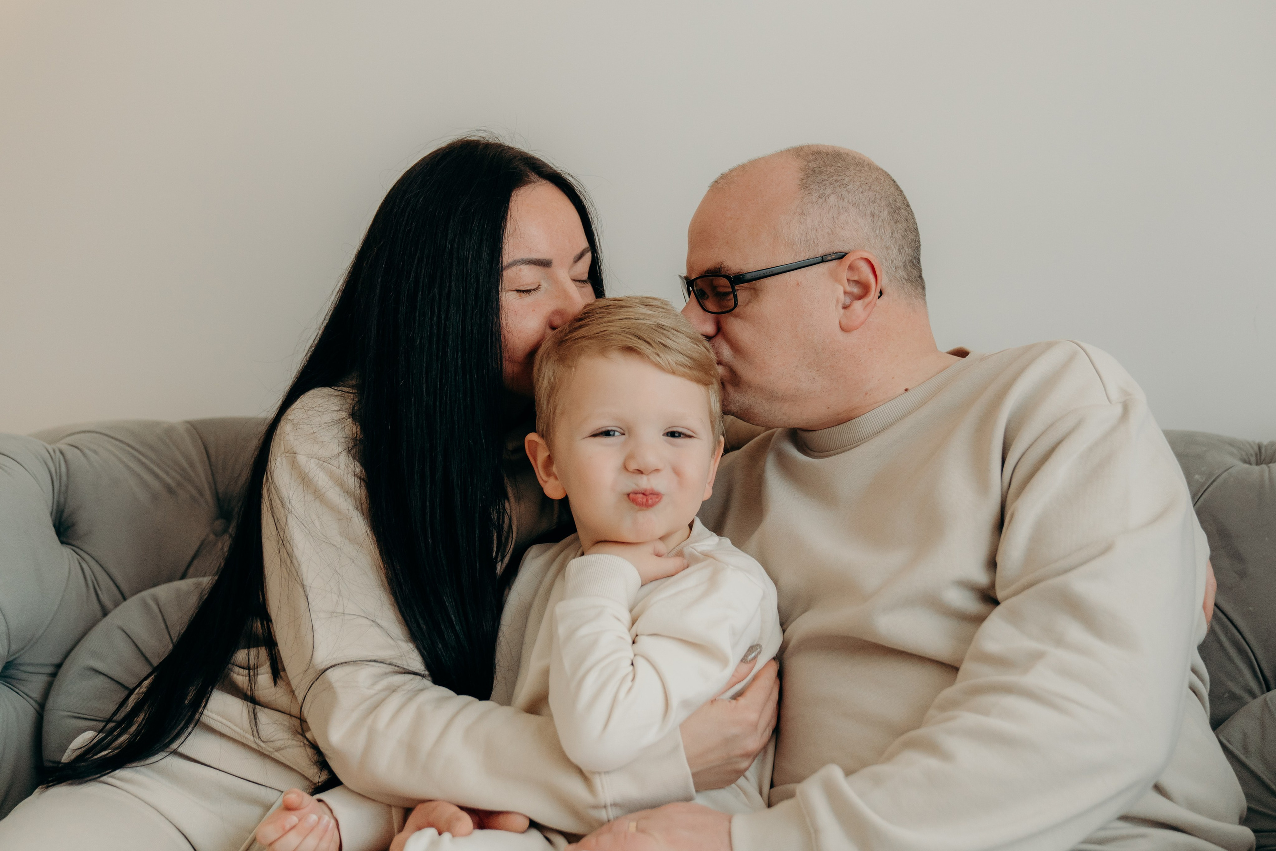 Derbyshire Family. New Year in-home photo session, Washington. Newcastle Upon Tyne Photographer Yana Balatskaya