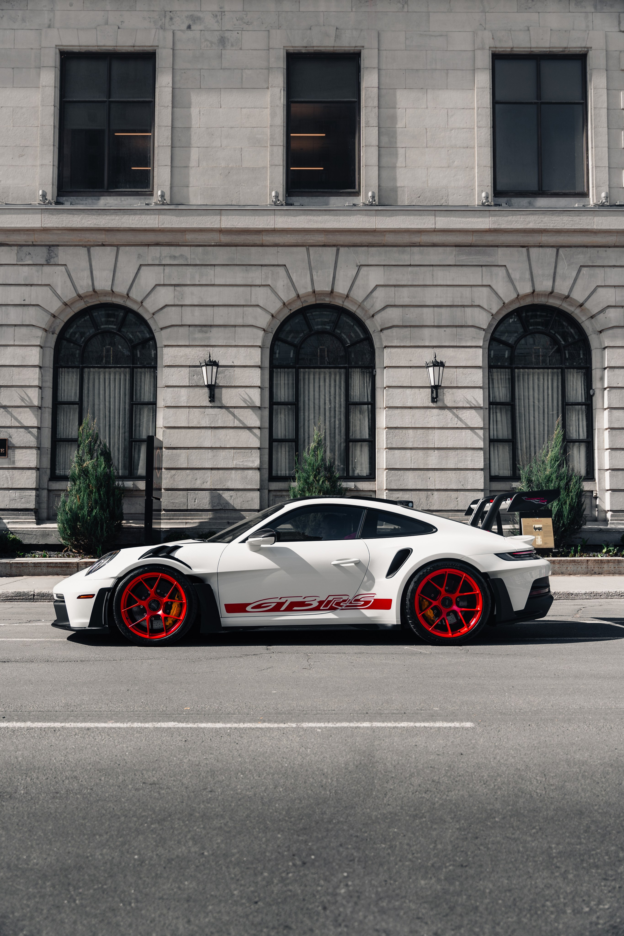 Porsche 992 GT3RS. Photographer in Paris — Vitalii Motruk