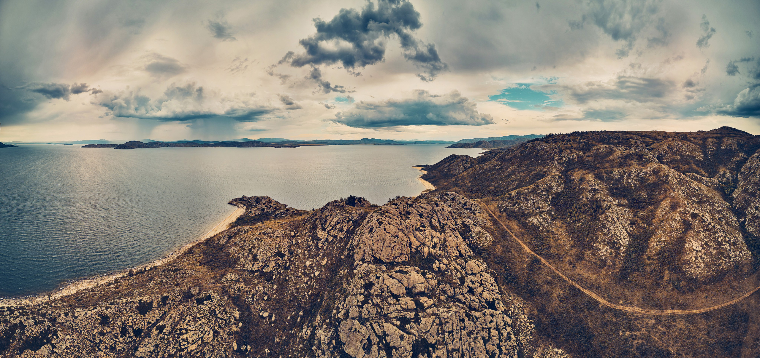 Dziki Kazachstan. Andriej Szypilow — Photography & Videography