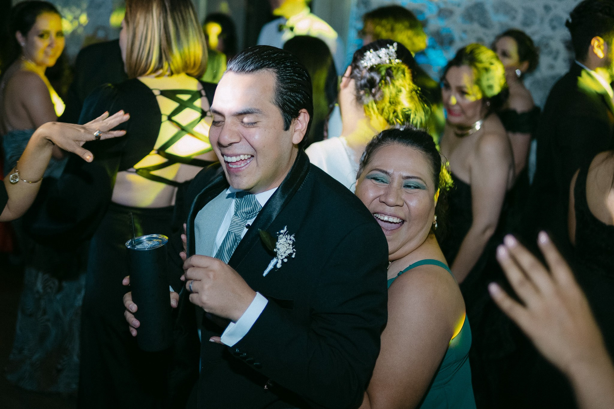 Ali & Carlos. Wedding and family photographer in Mexico City