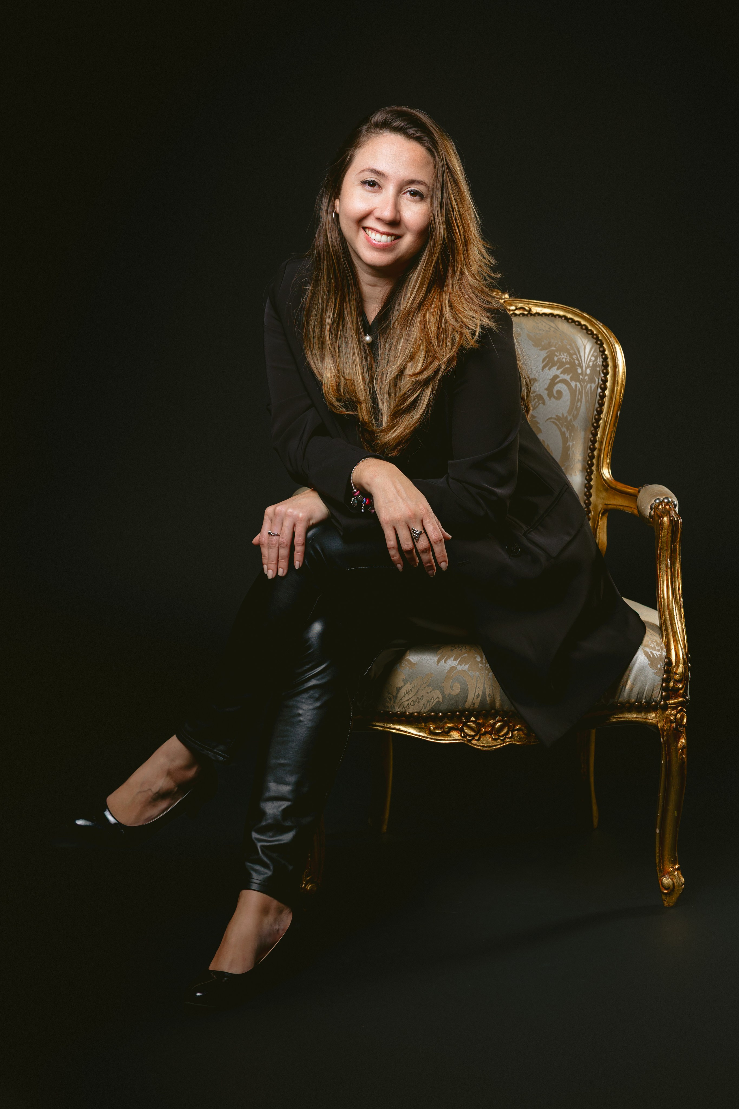 Bold in Black: Chiara. Giandamorgana