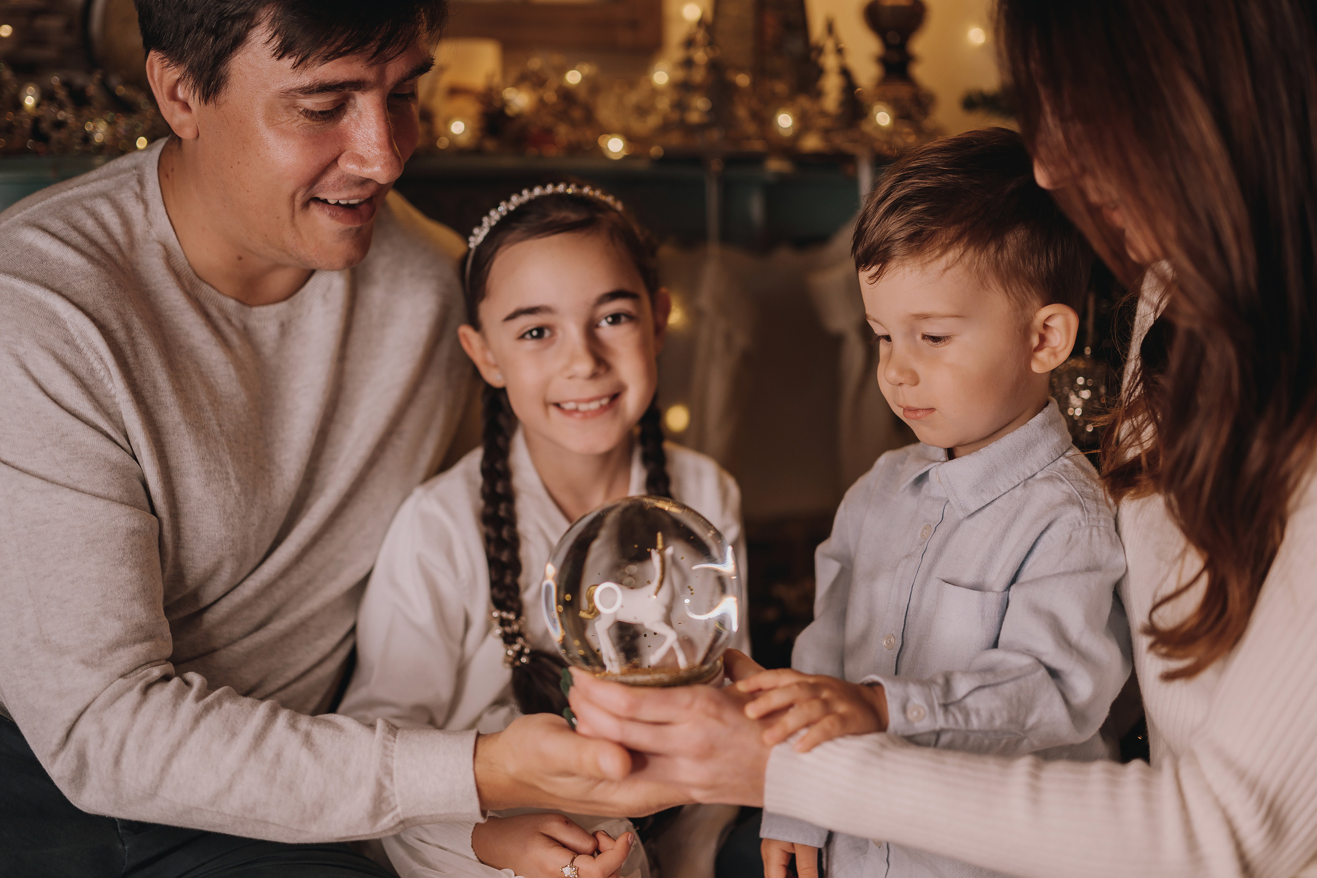 14.01.2023 Christmas Photoshoot 24. Wedding family event photographer in Chicago Nick Yushevich