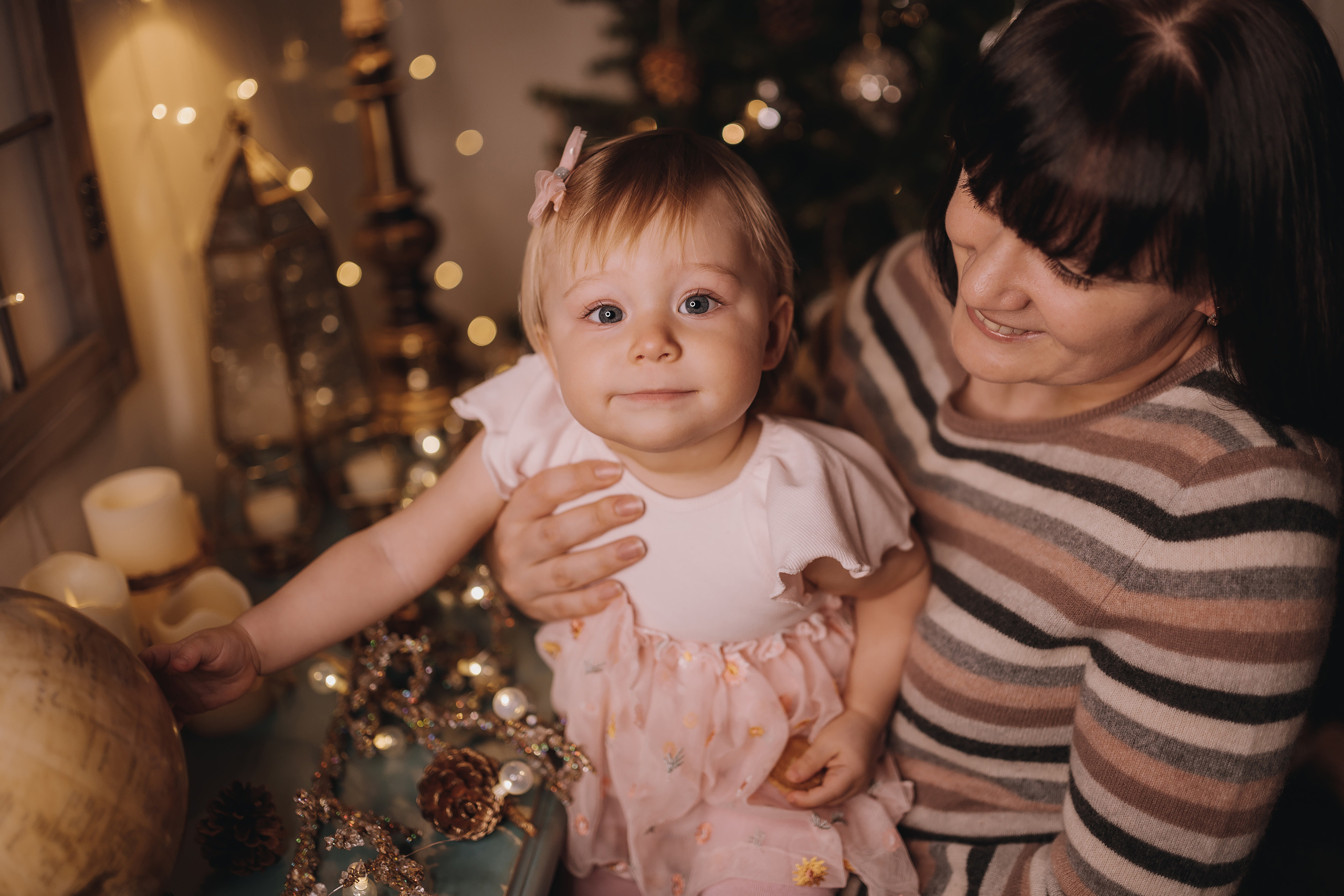 12.10.2022 Christmas Photoshoot 17. Wedding family event photographer in Chicago Nick Yushevich