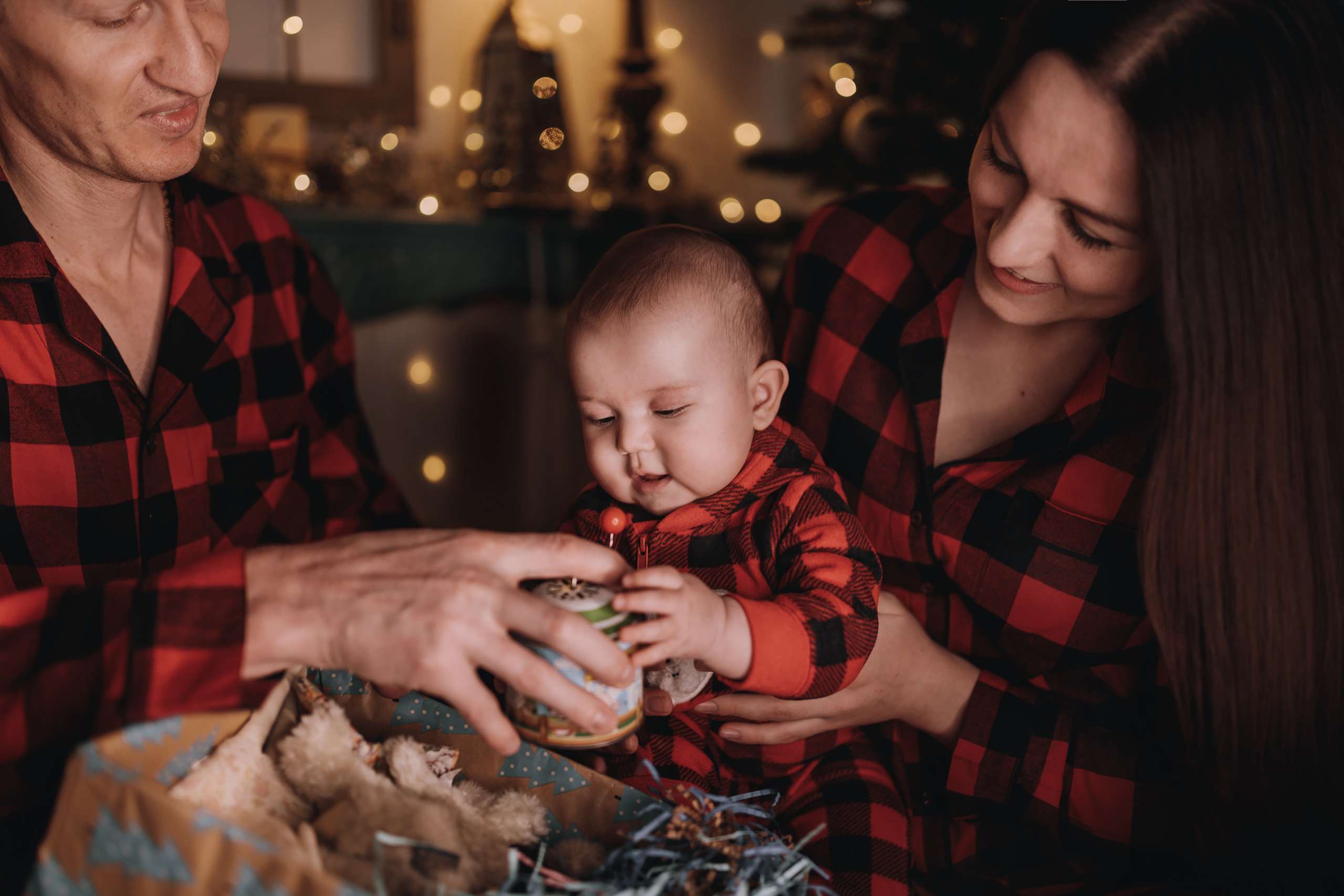 09.01.2023 Christmas Photoshoot 21. Wedding family event photographer in Chicago Nick Yushevich