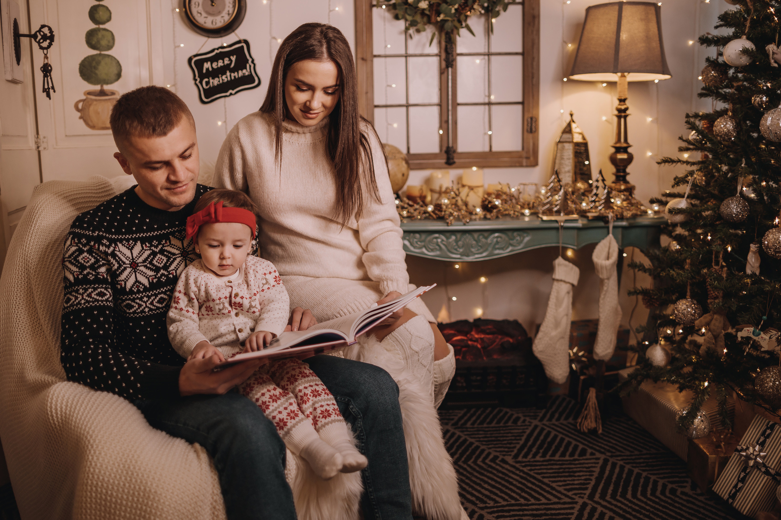 18.12.2022 Christmas Photoshoot 22. Wedding family event photographer in Chicago Nick Yushevich