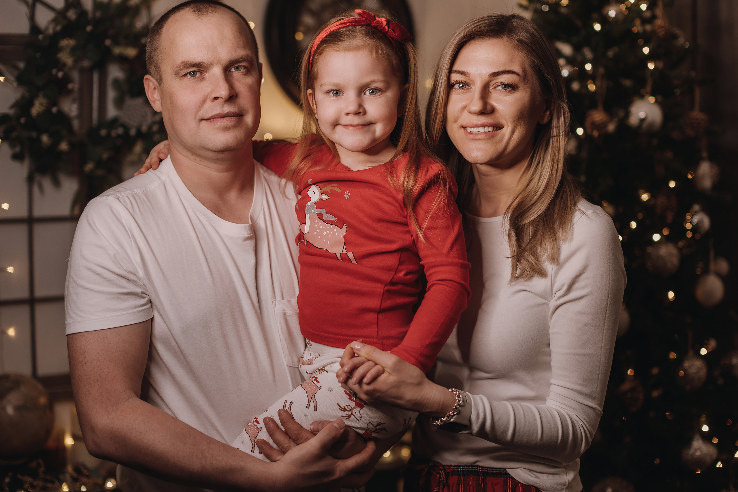 13.12.2022 Christmas Photoshoot 20. Wedding family event photographer in Chicago Nick Yushevich