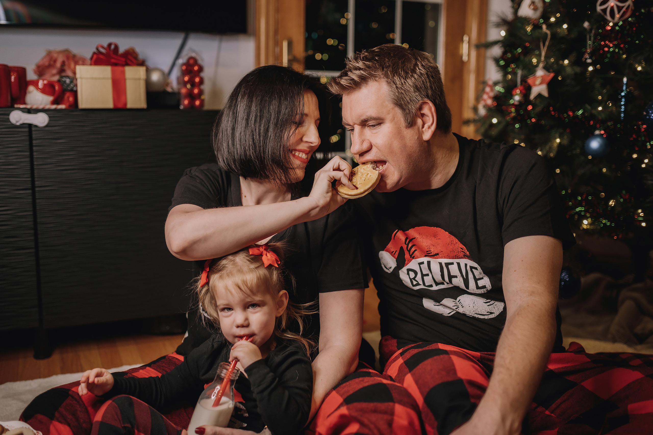 12.09.2022 Christmas Photoshoot 15. Wedding family event photographer in Chicago Nick Yushevich