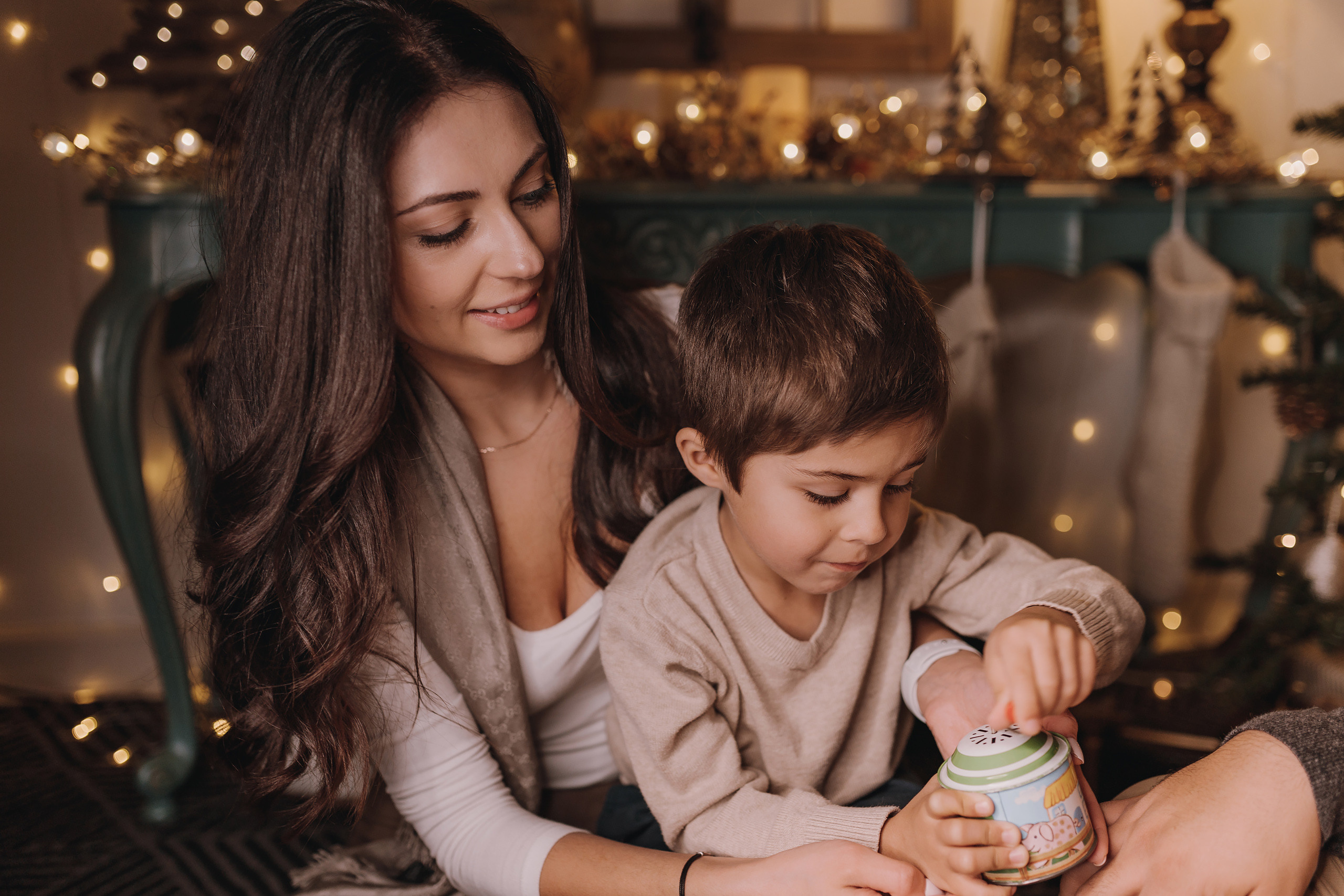 12.11.2022 Christmas Photoshoot 18. Wedding family event photographer in Chicago Nick Yushevich