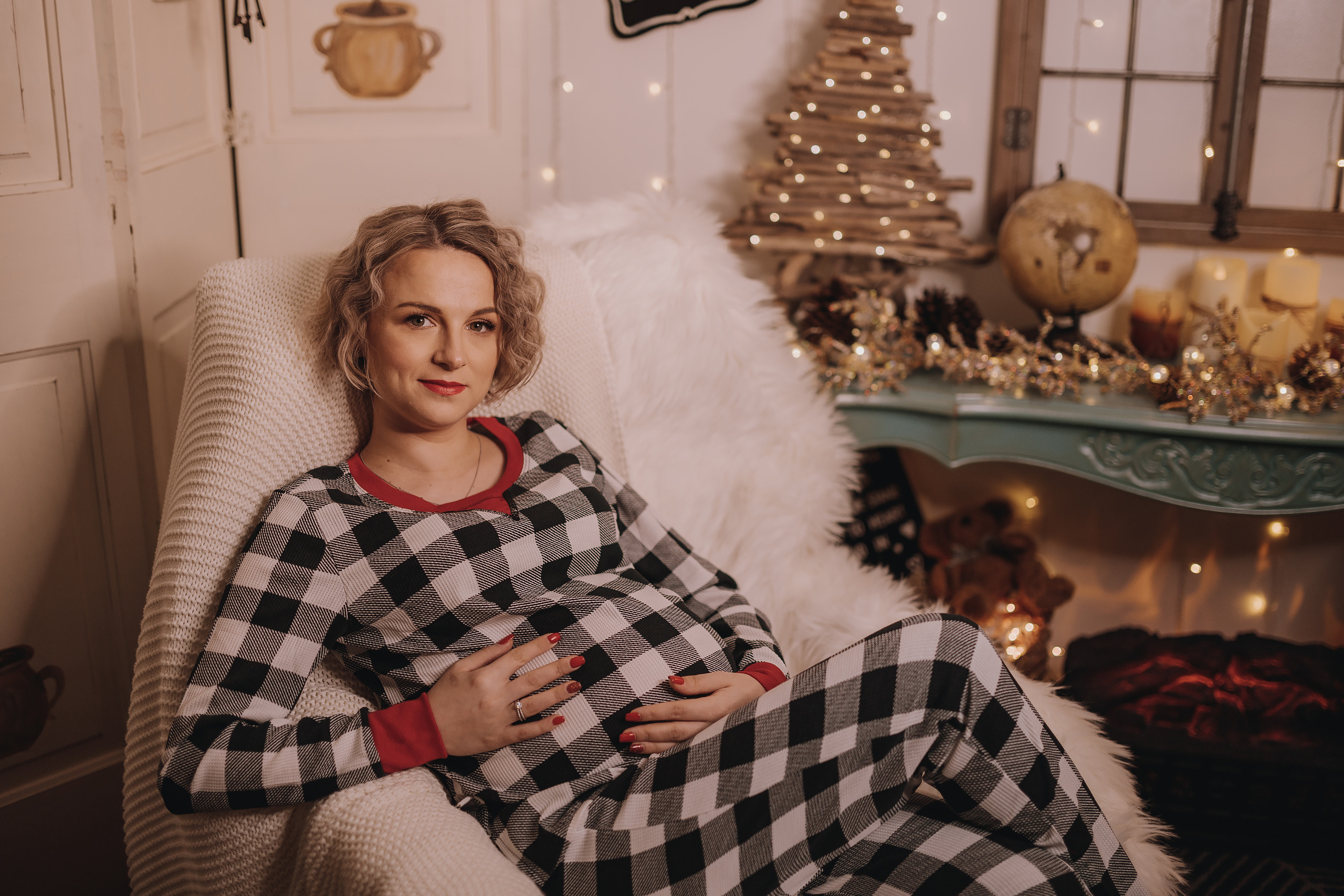 12.03.2022 Christmas Photoshoot 14. Wedding family event photographer in Chicago Nick Yushevich