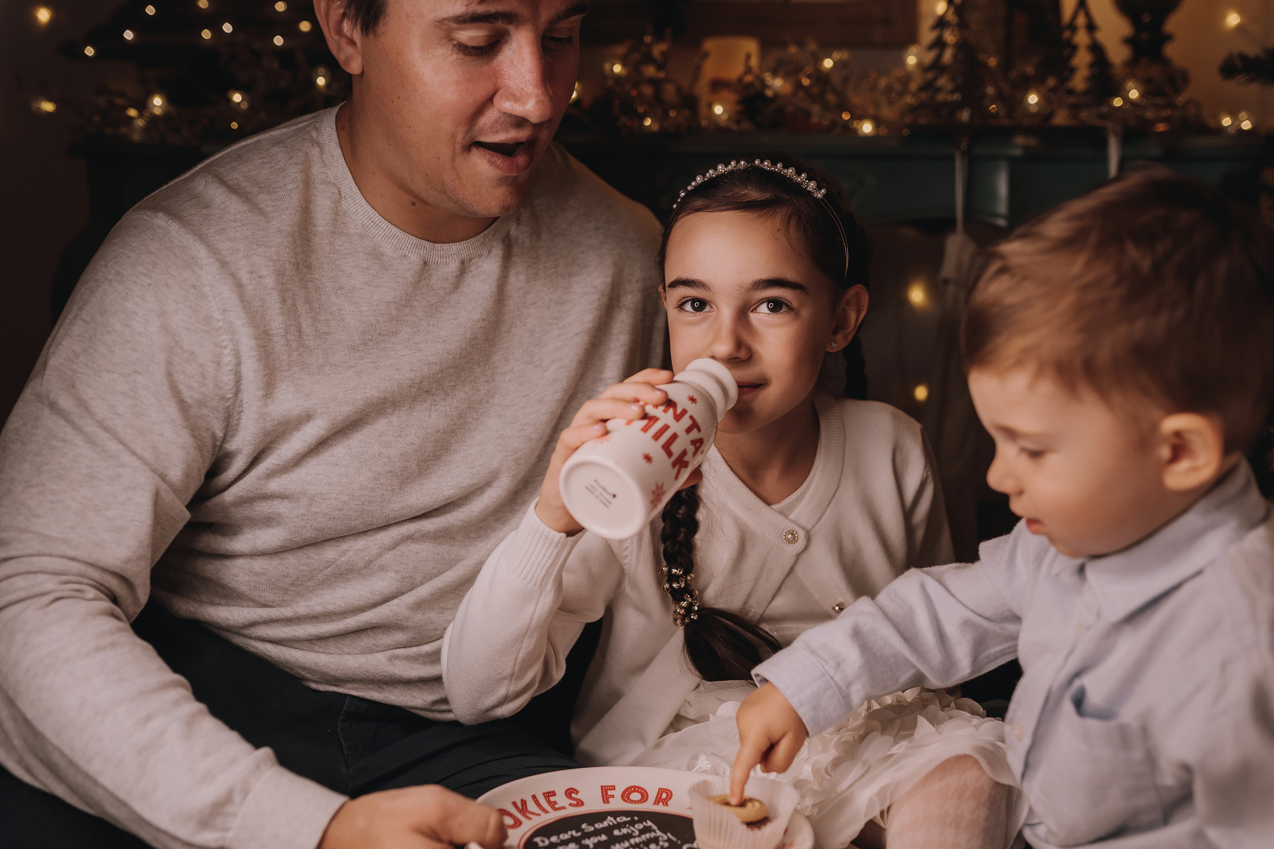 14.01.2023 Christmas Photoshoot 24. Wedding family event photographer in Chicago Nick Yushevich