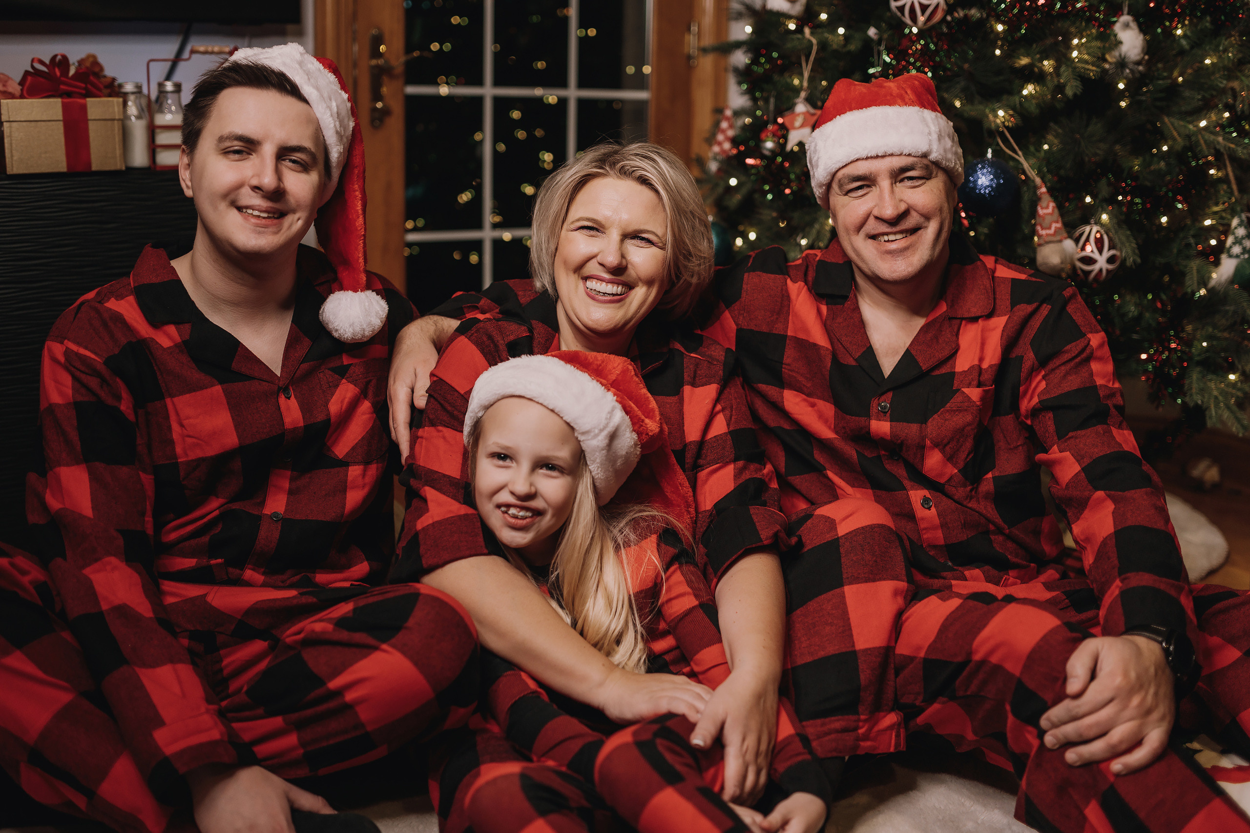 12.09.2022 Christmas Photoshoot 15. Wedding family event photographer in Chicago Nick Yushevich