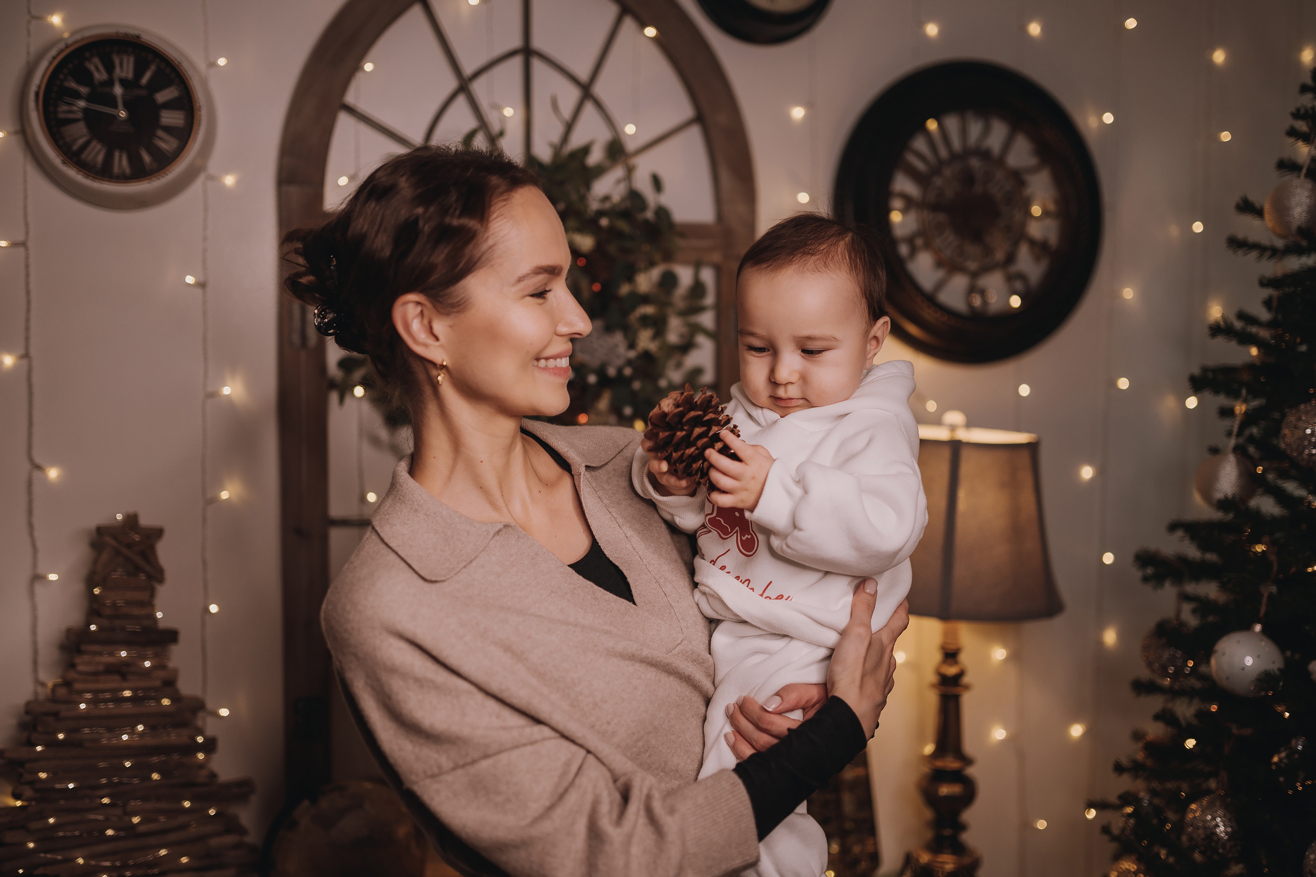 17.12.2022 Christmas Photoshoot 21. Wedding family event photographer in Chicago Nick Yushevich