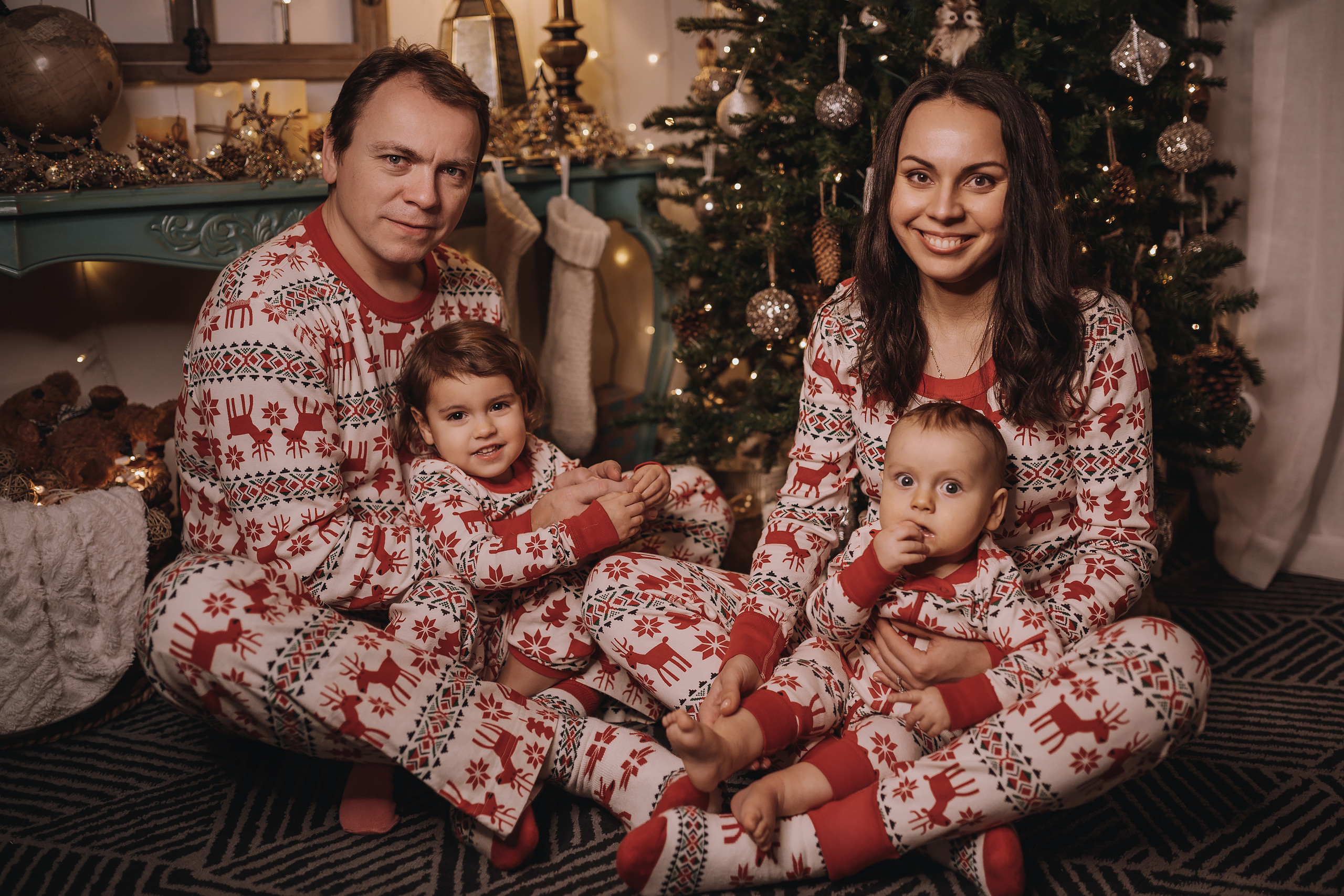 29.01.2023 Christmas Photoshoot 25. Wedding family event photographer in Chicago Nick Yushevich