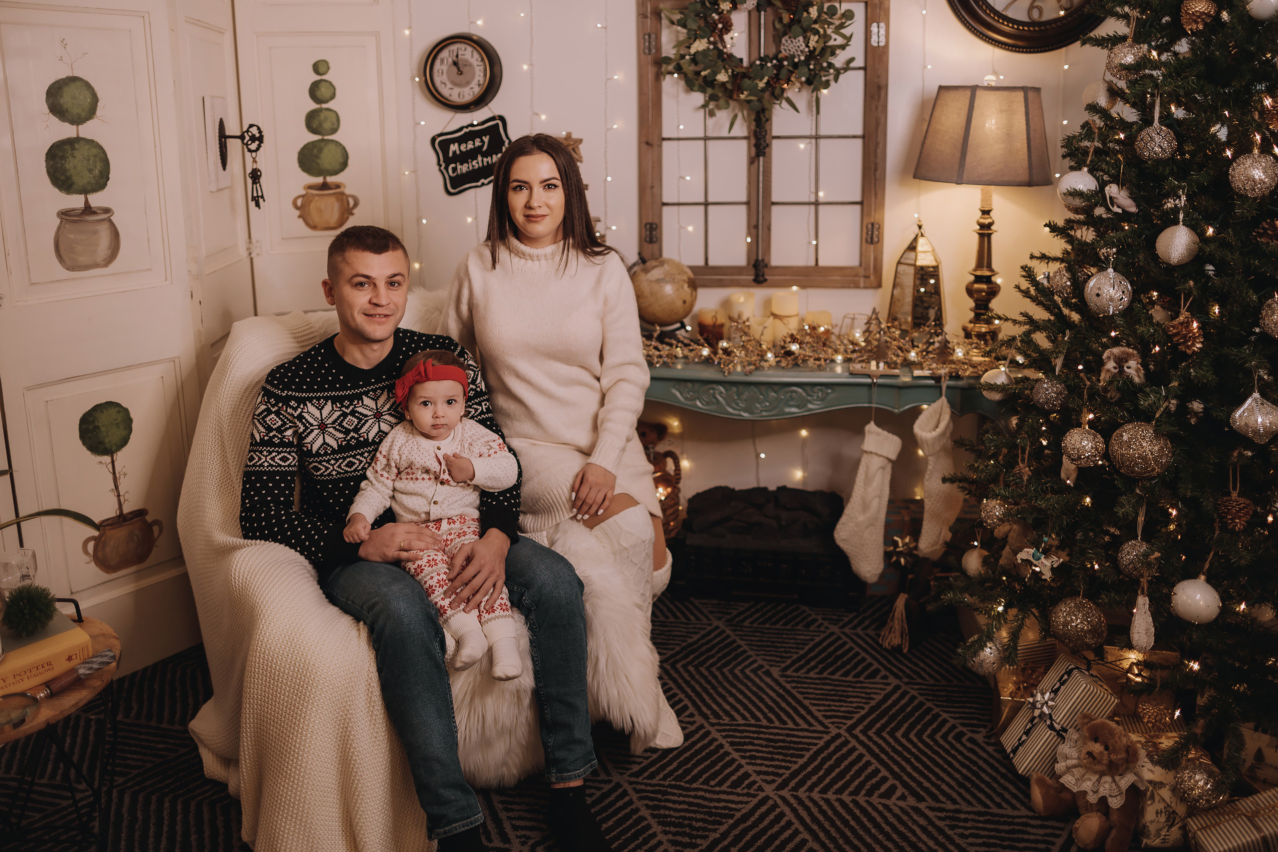 18.12.2022 Christmas Photoshoot 22. Wedding family event photographer in Chicago Nick Yushevich