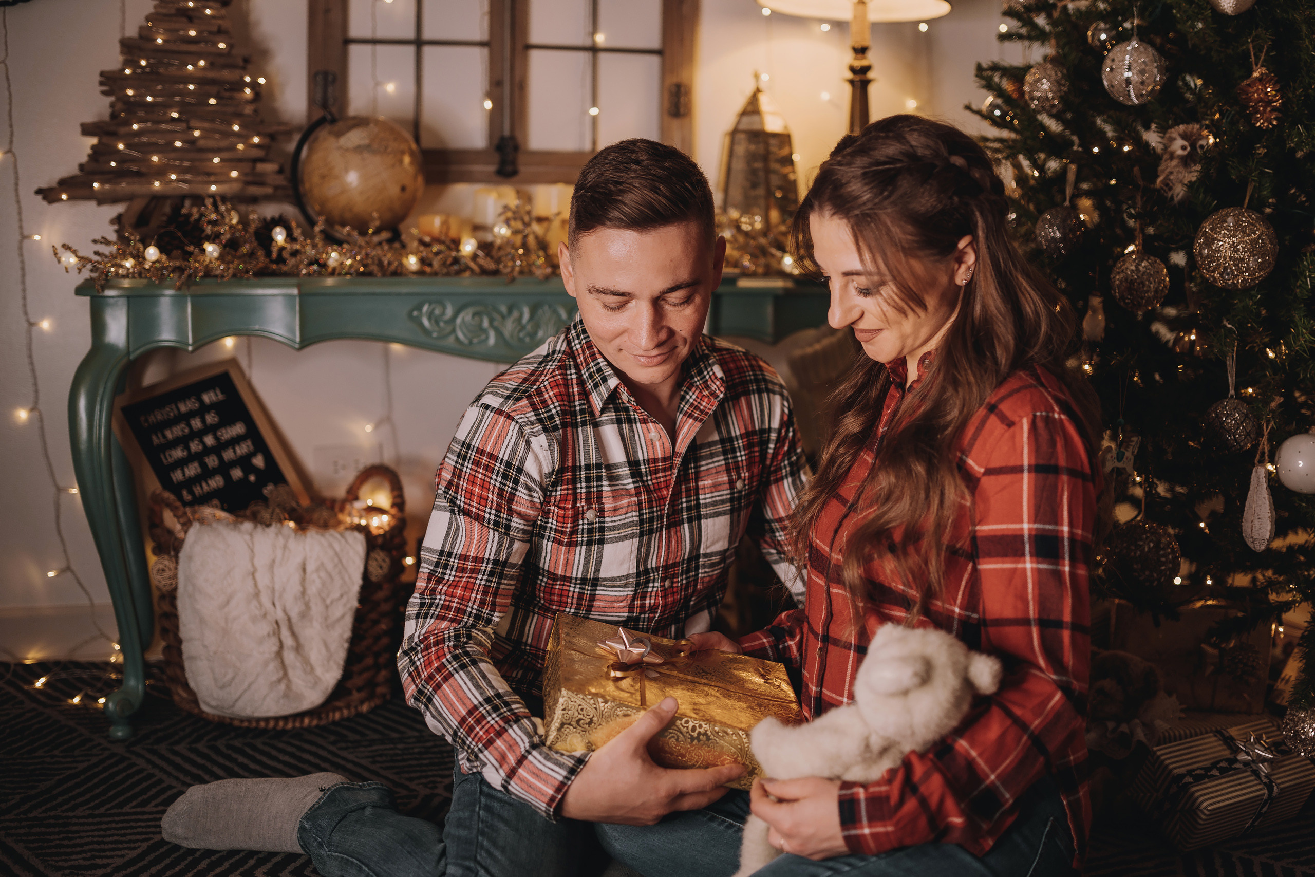 12.11.2022 Christmas Photoshoot 19. Wedding family event photographer in Chicago Nick Yushevich