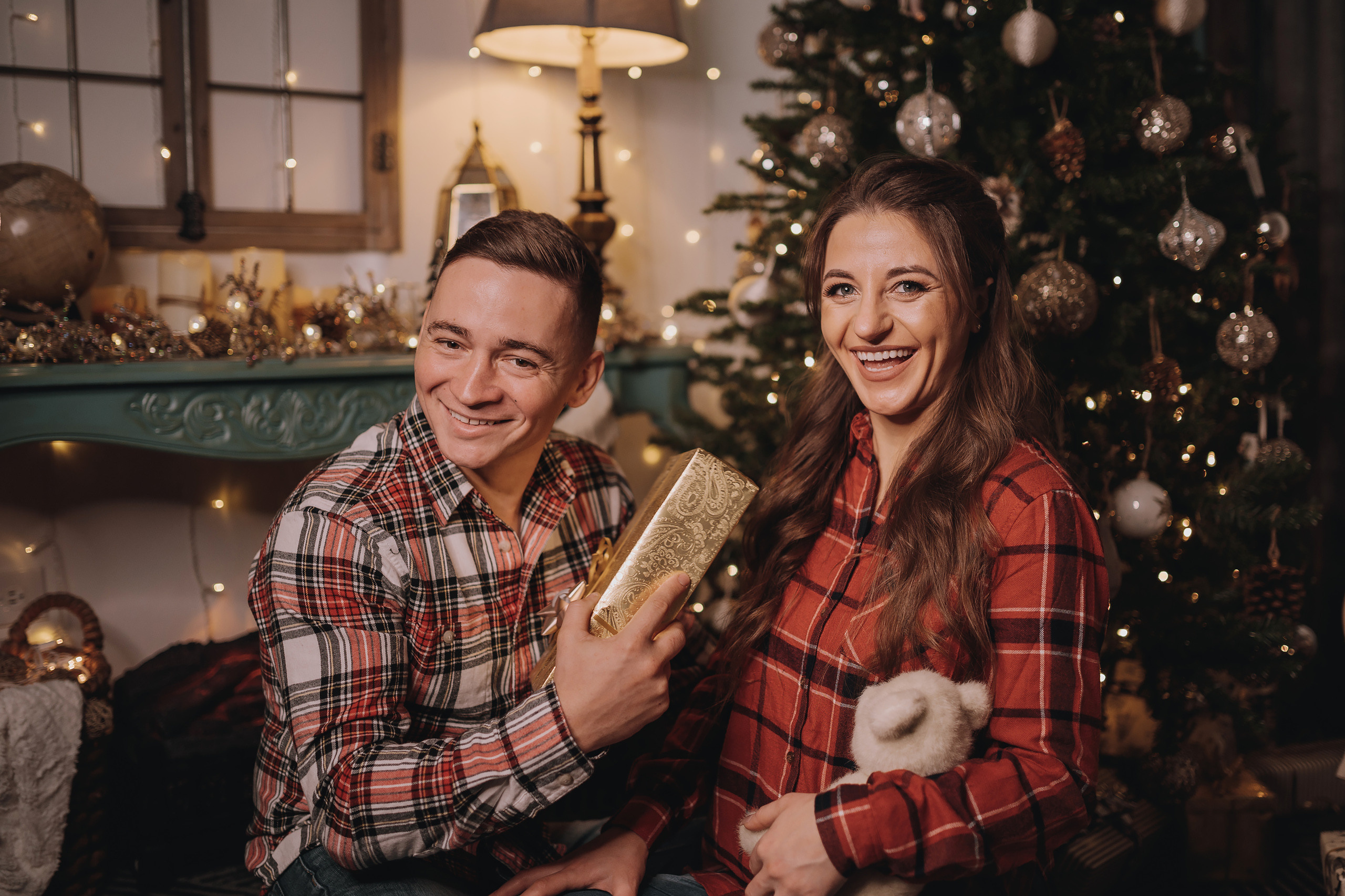 12.11.2022 Christmas Photoshoot 19. Wedding family event photographer in Chicago Nick Yushevich