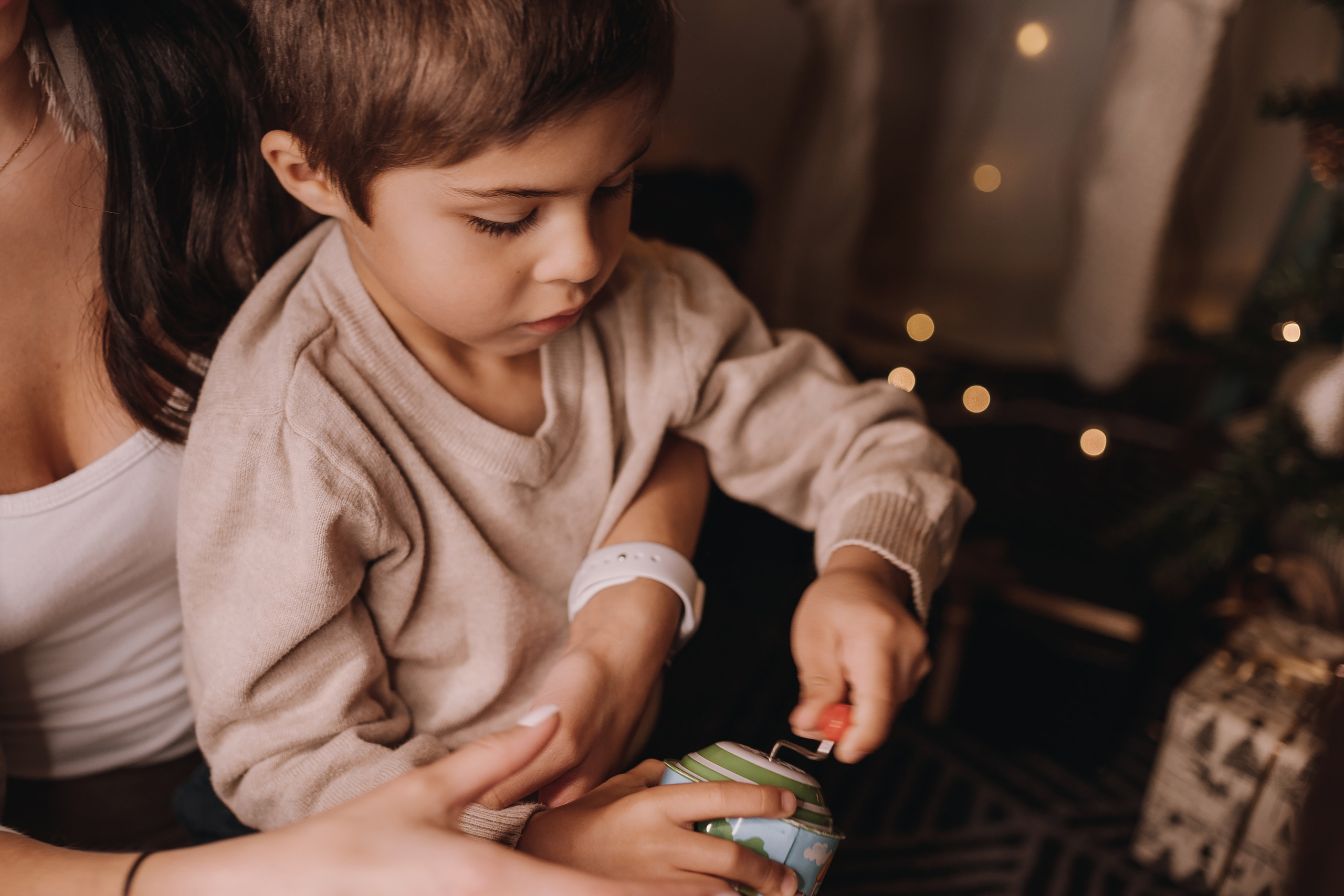 12.11.2022 Christmas Photoshoot 18. Wedding family event photographer in Chicago Nick Yushevich