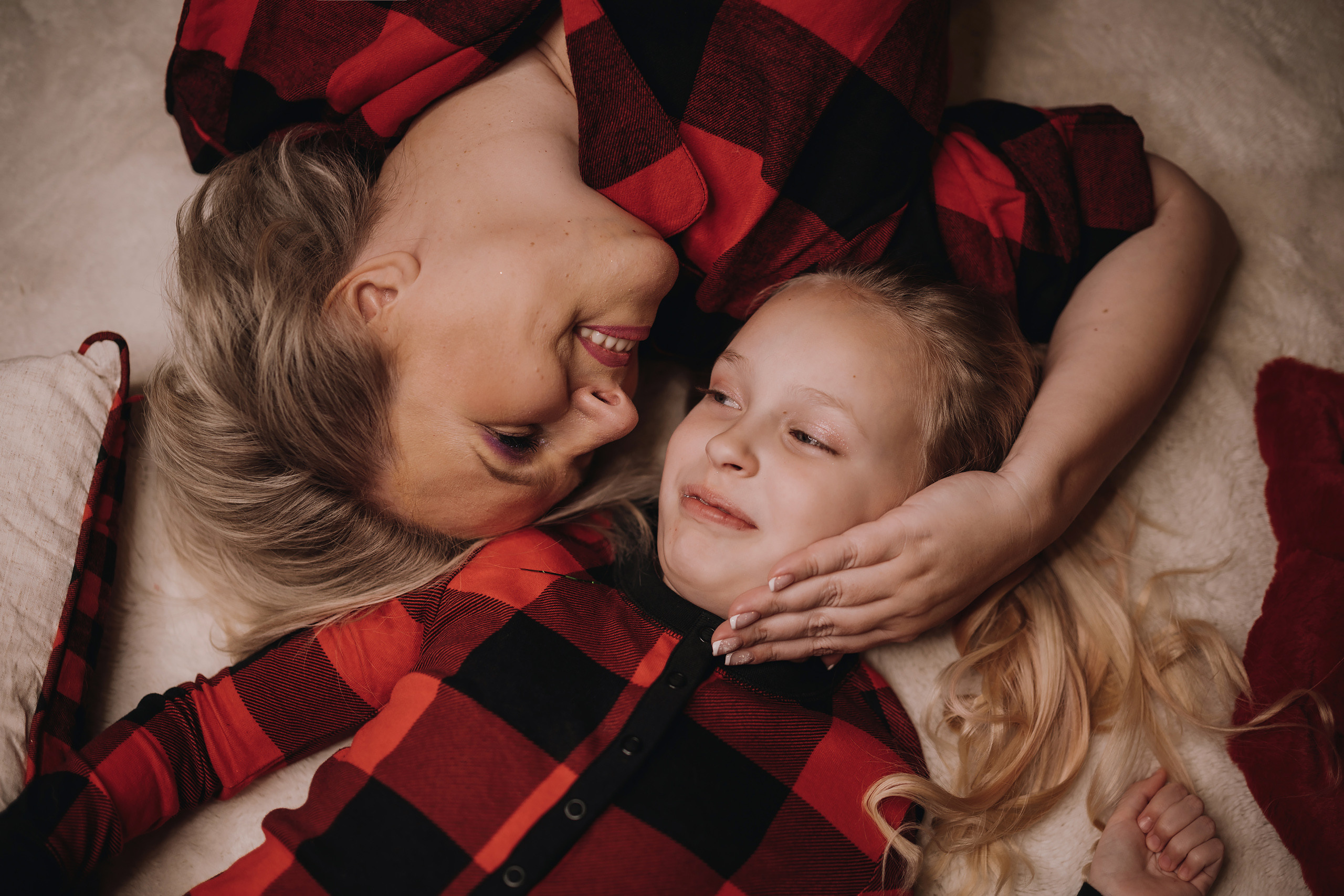 12.09.2022 Christmas Photoshoot 15. Wedding family event photographer in Chicago Nick Yushevich