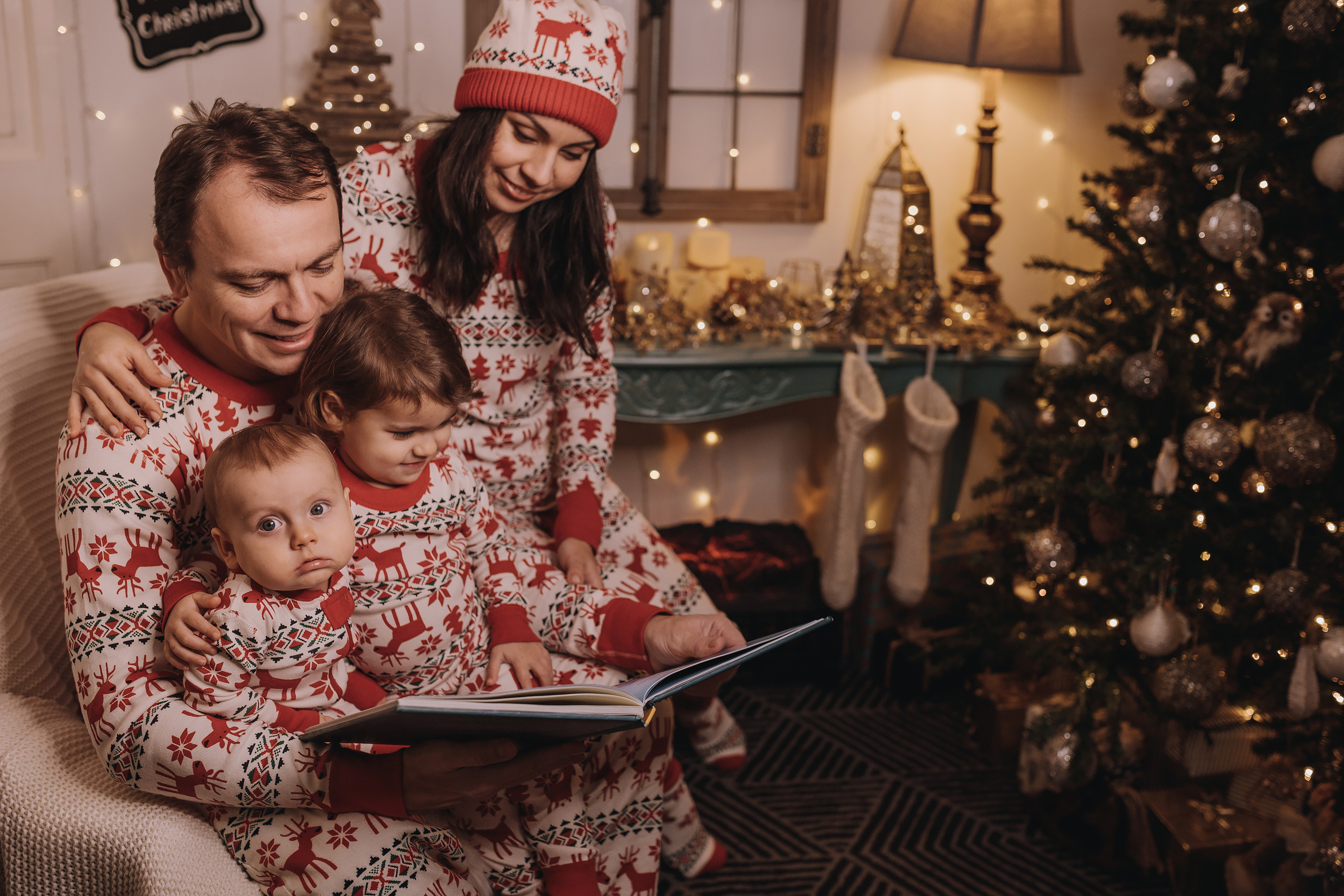 29.01.2023 Christmas Photoshoot 25. Wedding family event photographer in Chicago Nick Yushevich