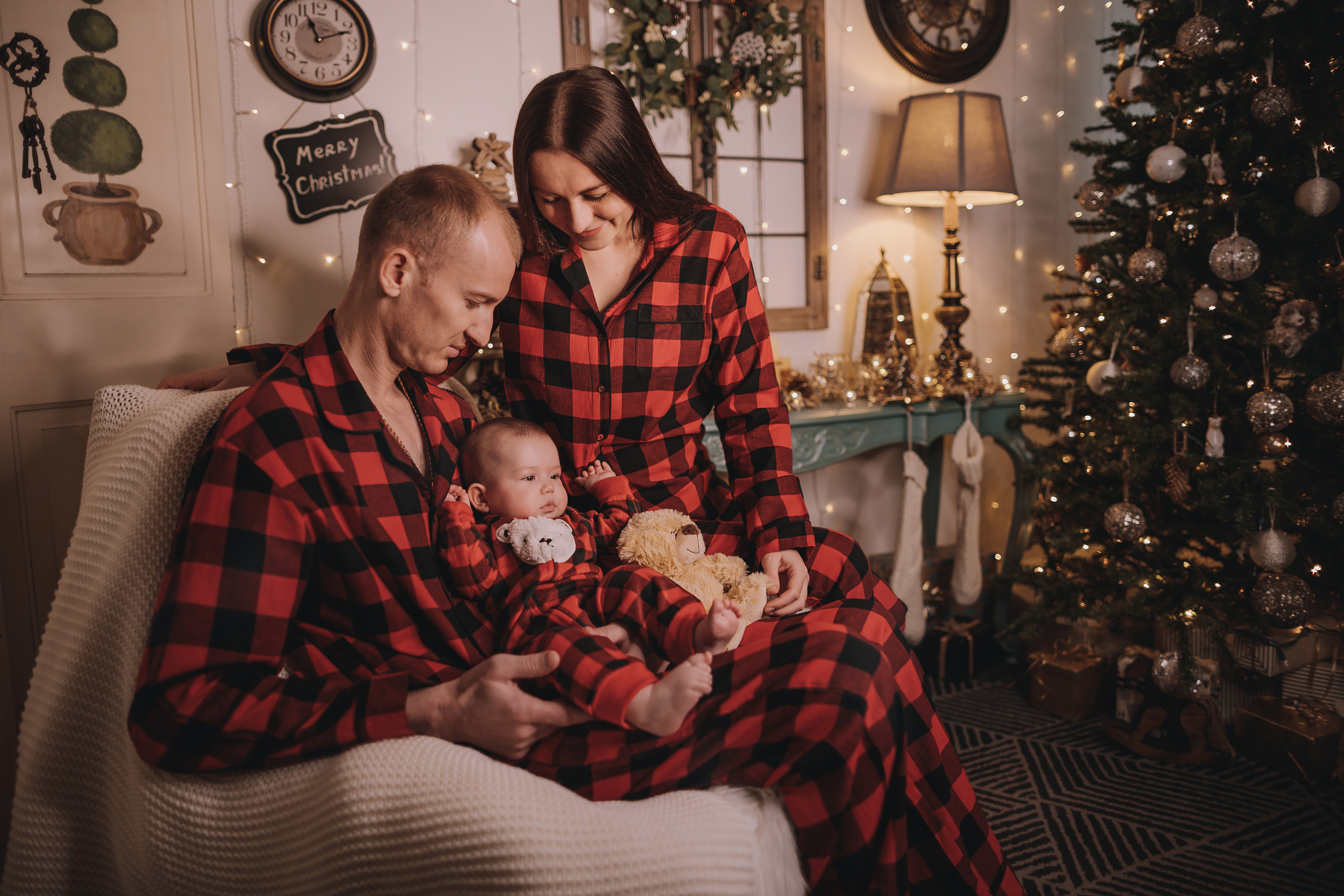 09.01.2023 Christmas Photoshoot 21. Wedding family event photographer in Chicago Nick Yushevich