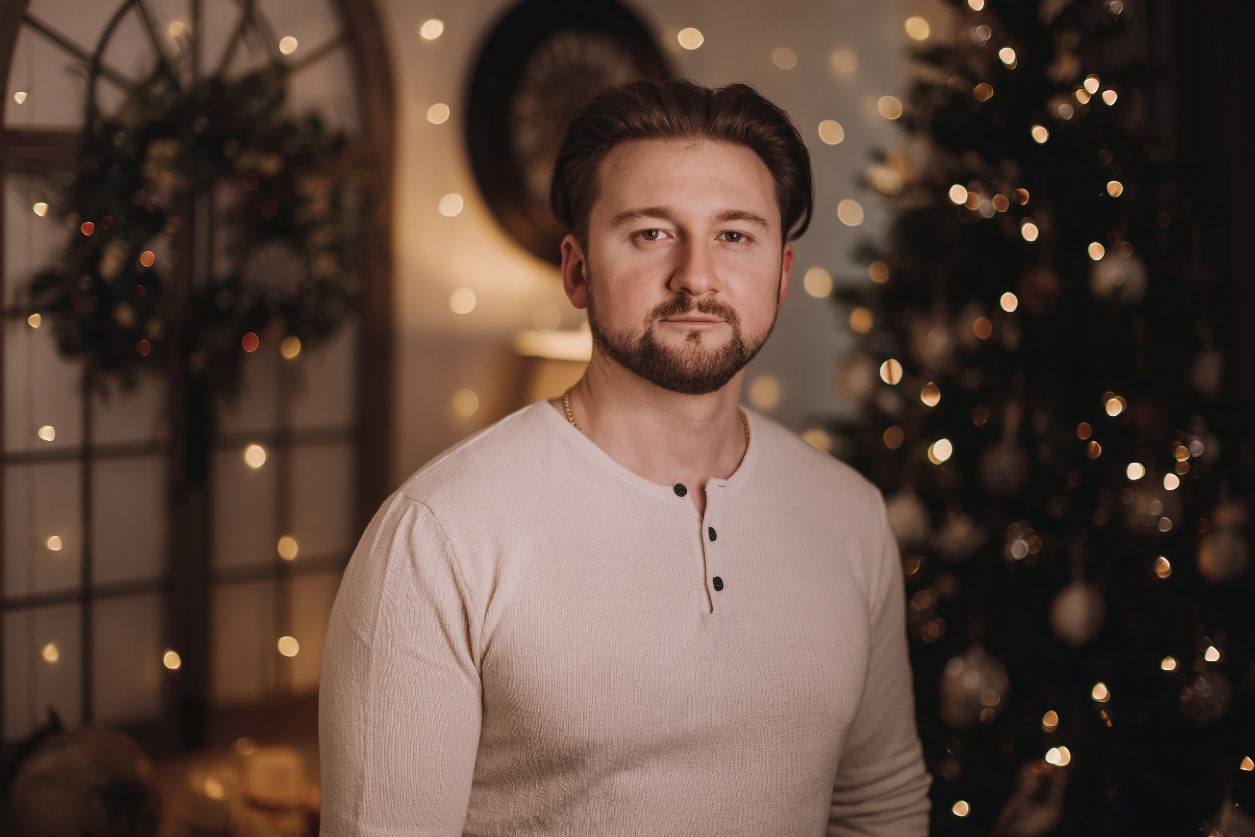 12.03.2022 Christmas Photoshoot 14. Wedding family event photographer in Chicago Nick Yushevich