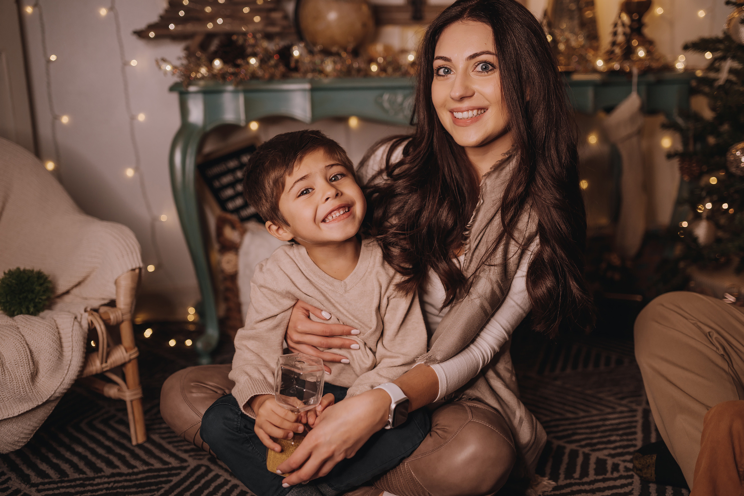 12.11.2022 Christmas Photoshoot 18. Wedding family event photographer in Chicago Nick Yushevich