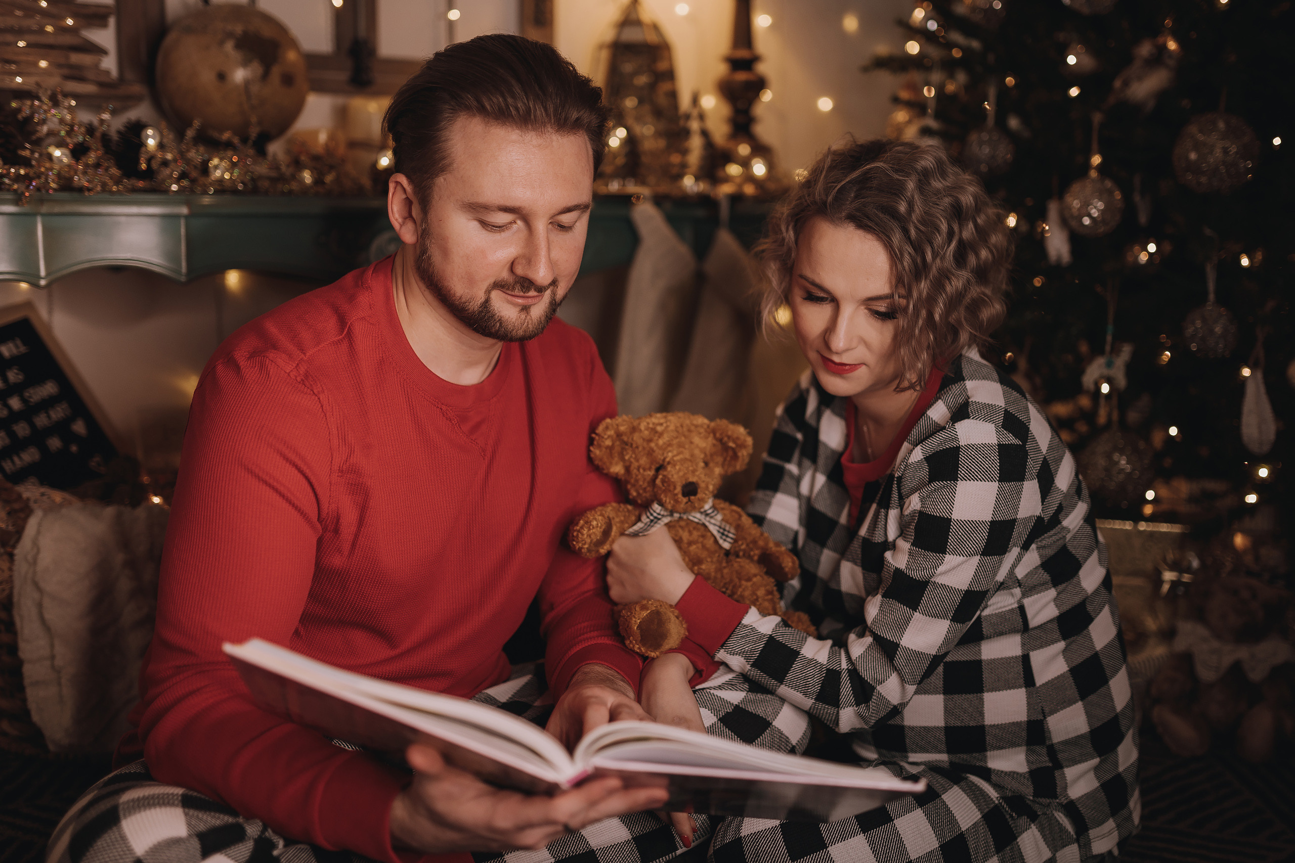 12.03.2022 Christmas Photoshoot 14. Wedding family event photographer in Chicago Nick Yushevich