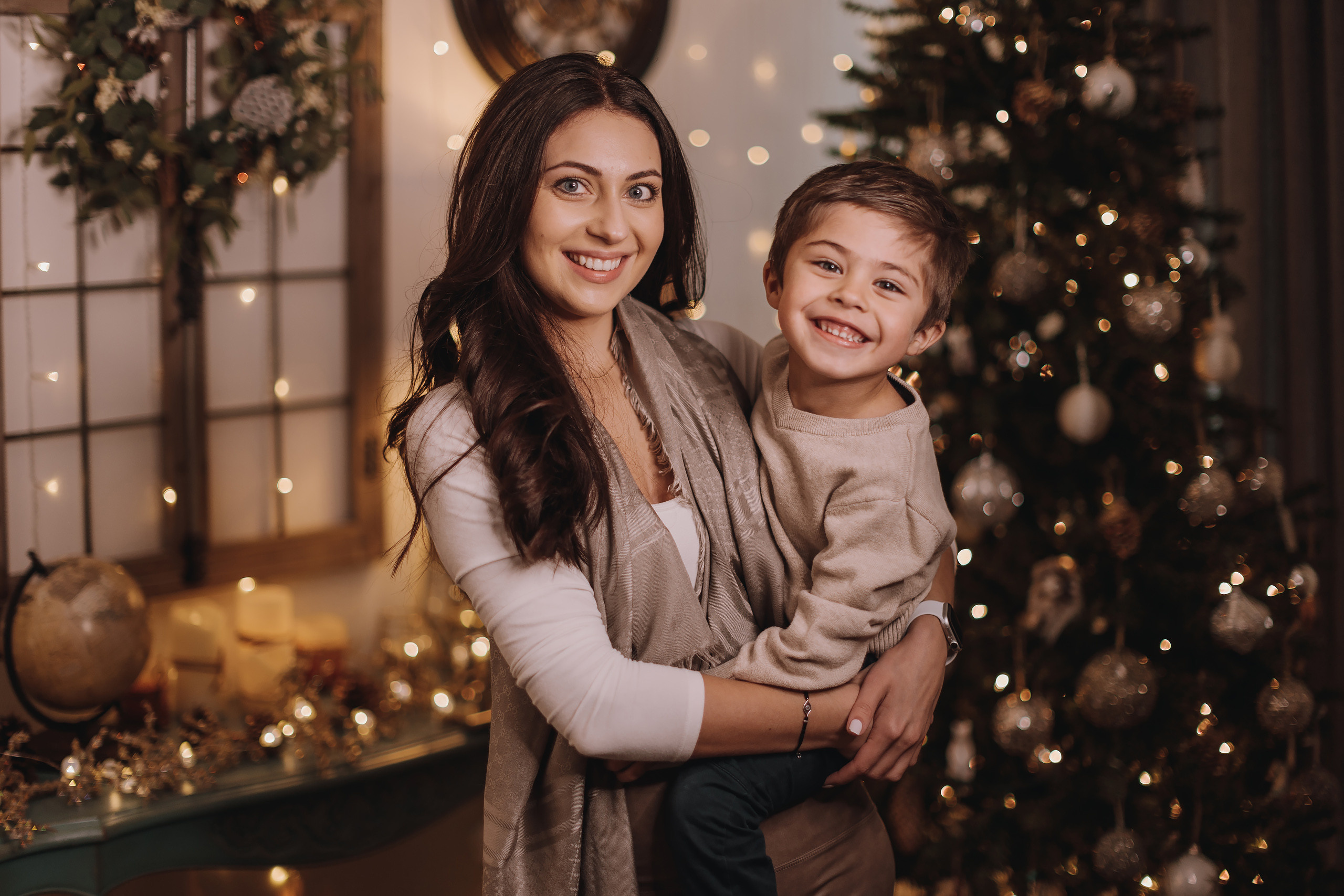 12.11.2022 Christmas Photoshoot 18. Wedding family event photographer in Chicago Nick Yushevich