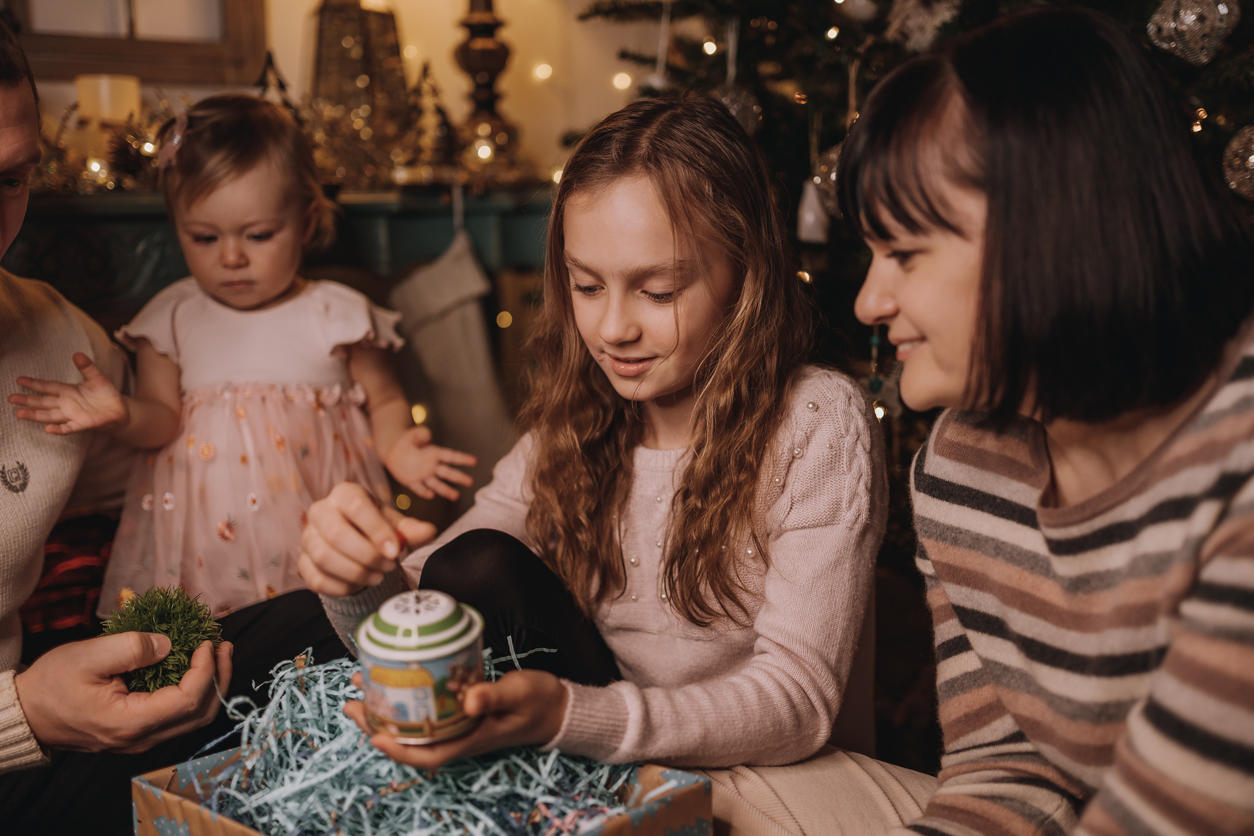 12.10.2022 Christmas Photoshoot 17. Wedding family event photographer in Chicago Nick Yushevich