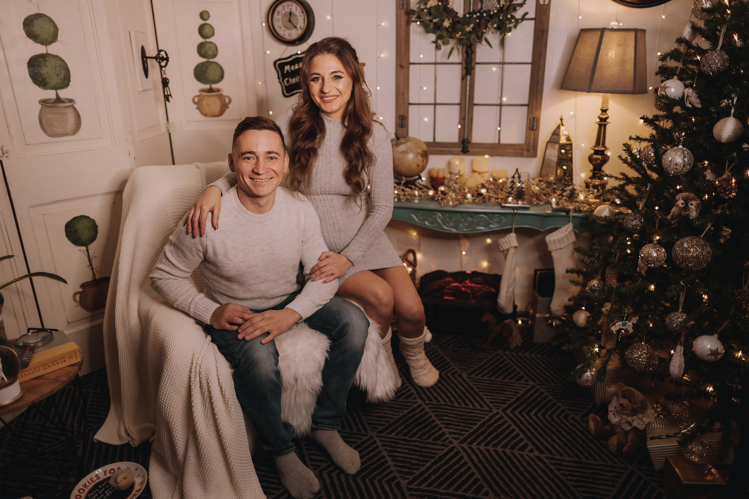 12.11.2022 Christmas Photoshoot 19. Wedding family event photographer in Chicago Nick Yushevich