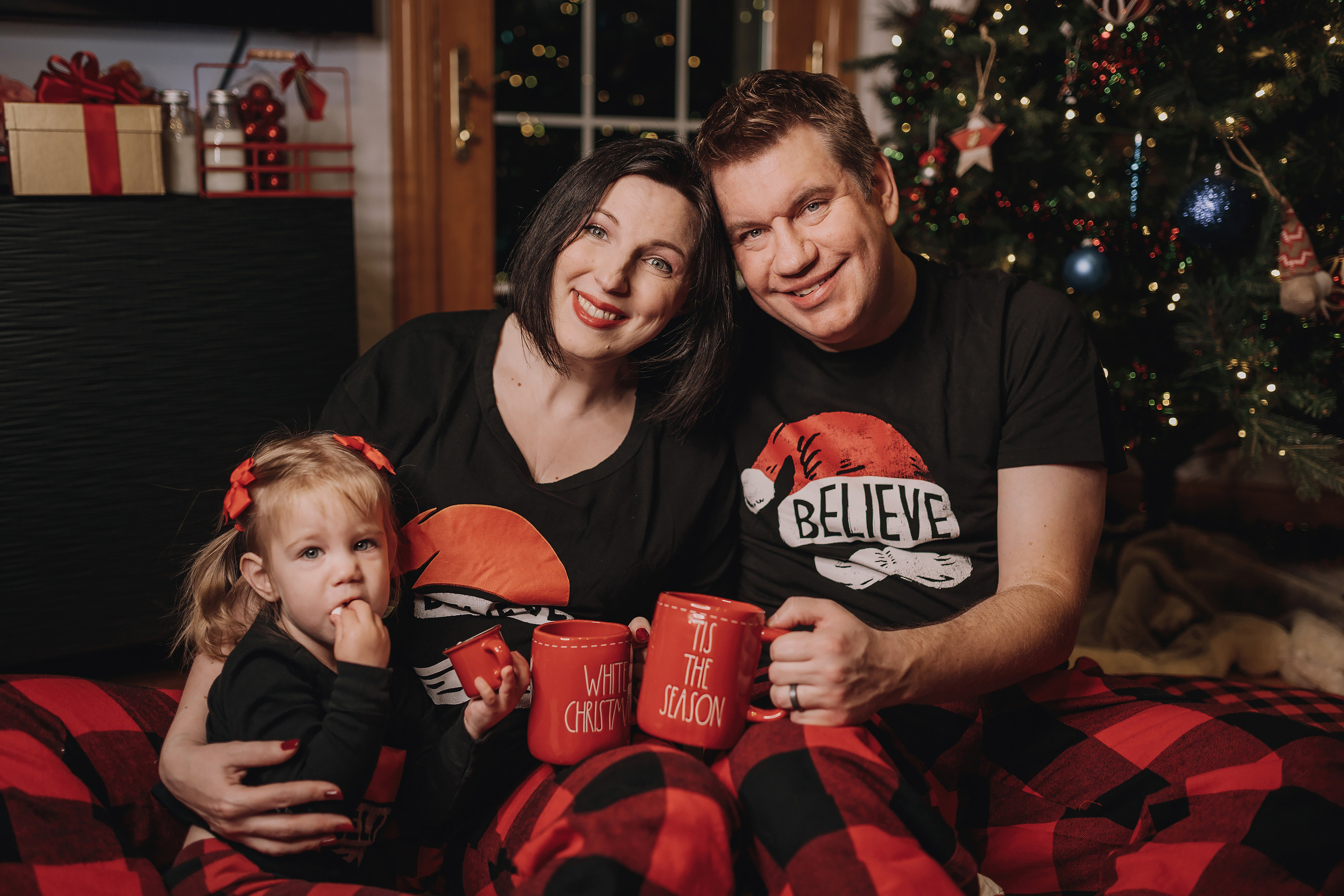 12.09.2022 Christmas Photoshoot 15. Wedding family event photographer in Chicago Nick Yushevich