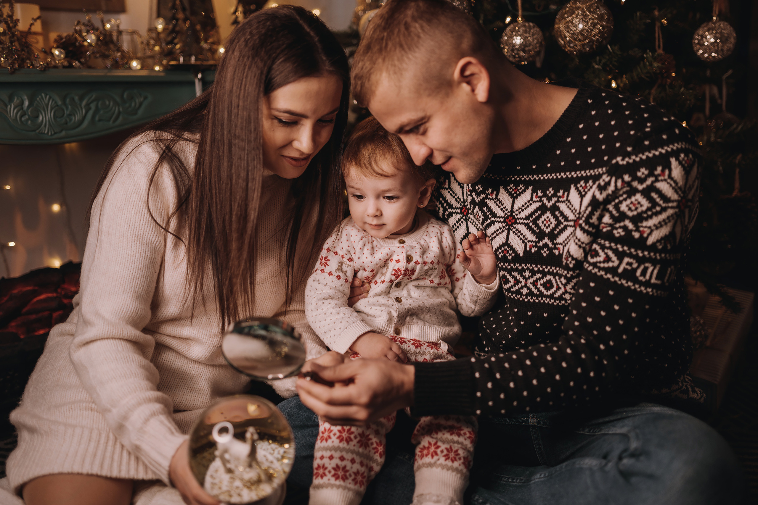 18.12.2022 Christmas Photoshoot 22. Wedding family event photographer in Chicago Nick Yushevich