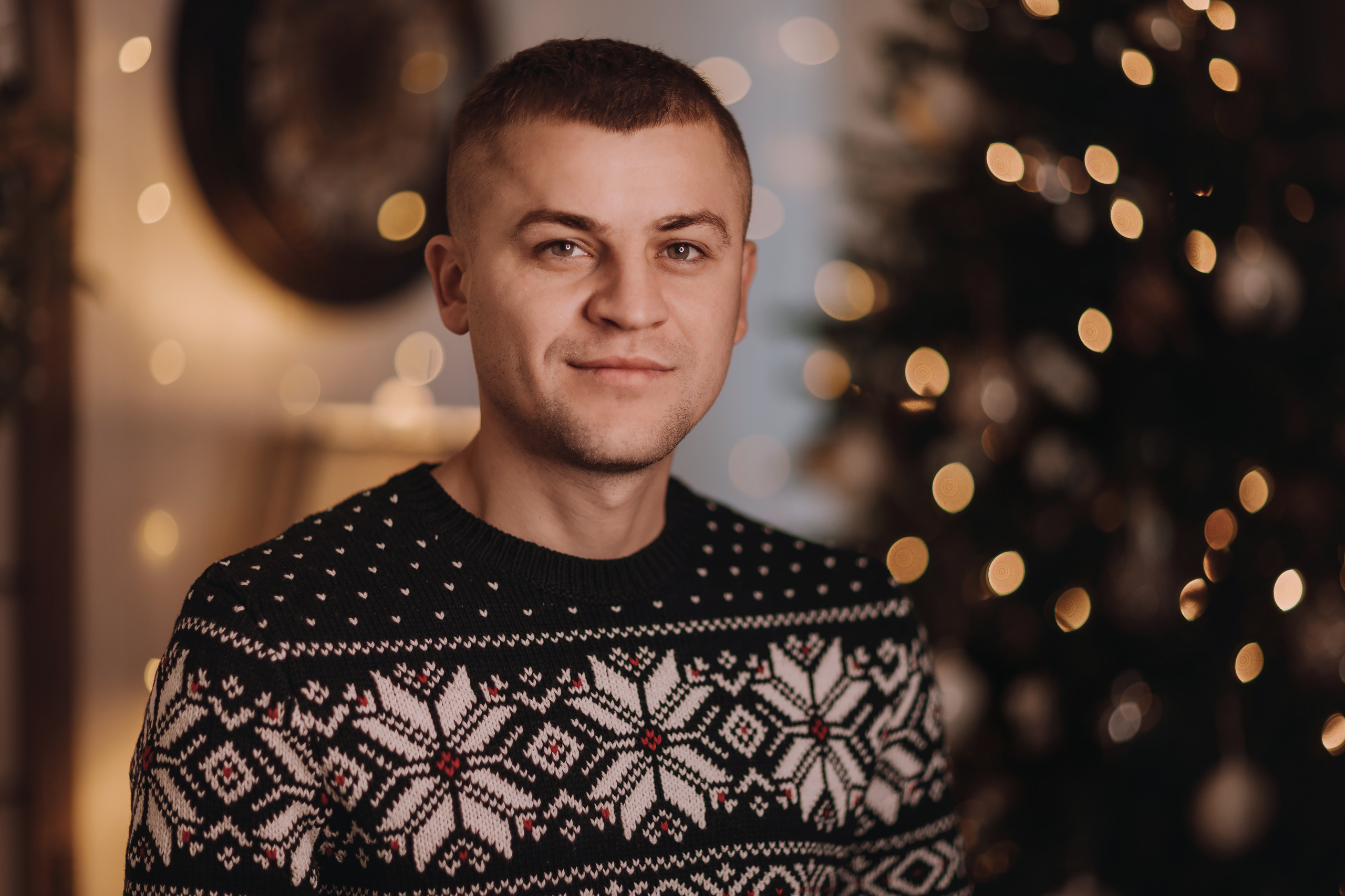 18.12.2022 Christmas Photoshoot 22. Wedding family event photographer in Chicago Nick Yushevich