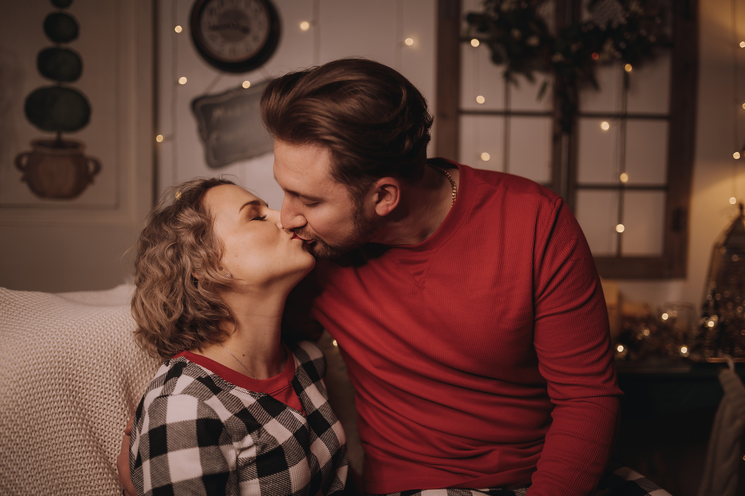 12.03.2022 Christmas Photoshoot 14. Wedding family event photographer in Chicago Nick Yushevich