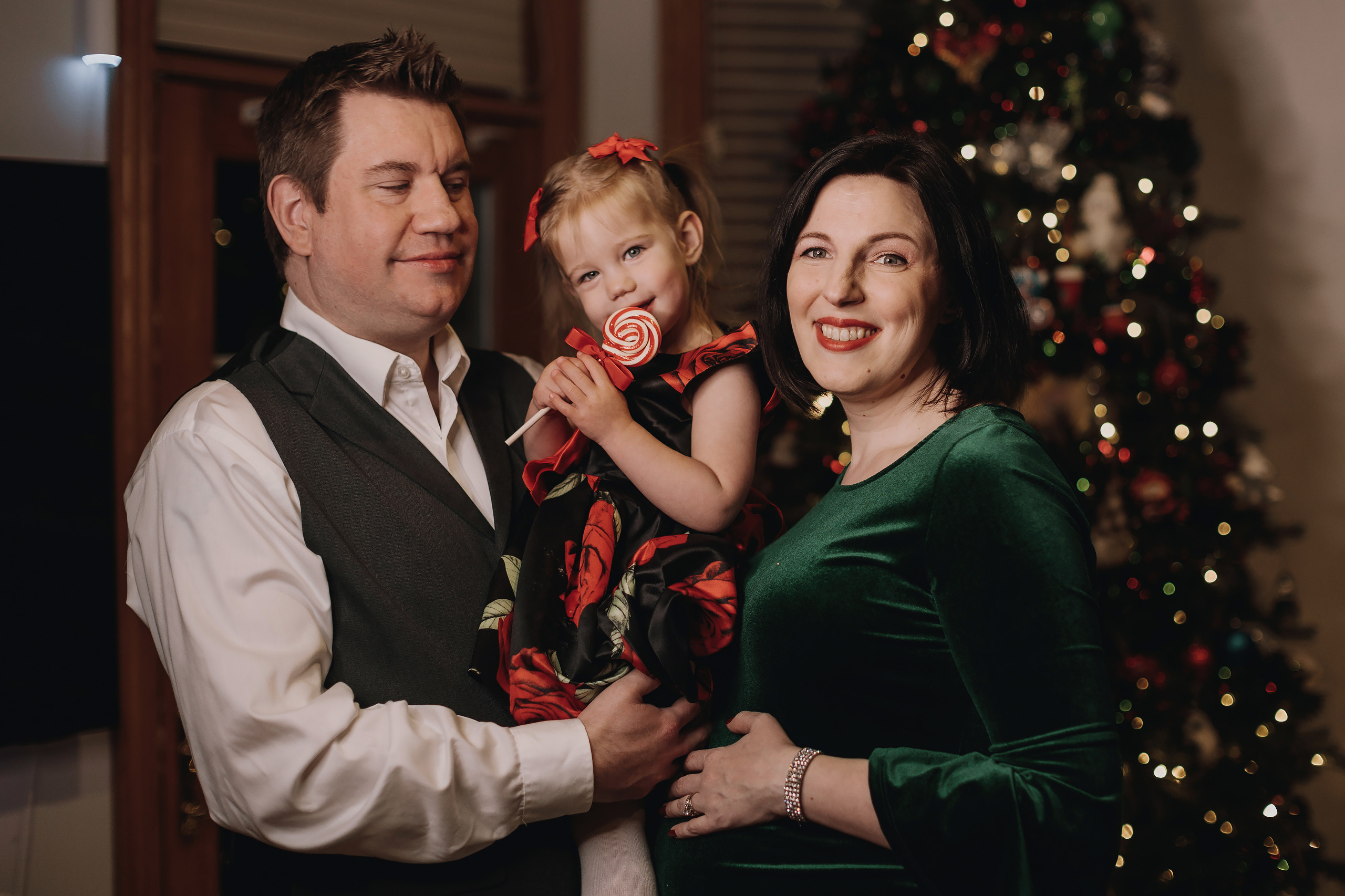 12.09.2022 Christmas Photoshoot 15. Wedding family event photographer in Chicago Nick Yushevich