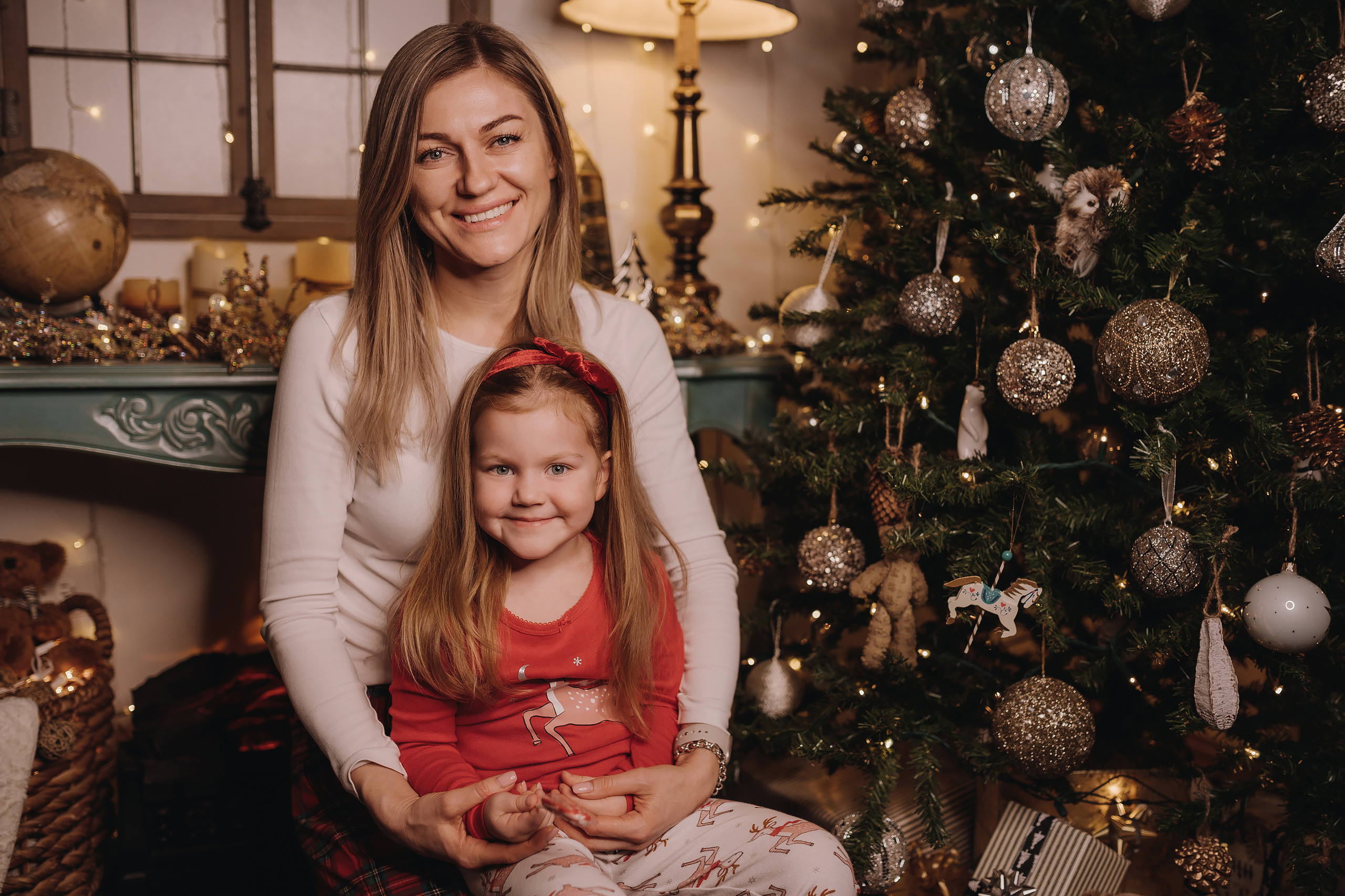 13.12.2022 Christmas Photoshoot 20. Wedding family event photographer in Chicago Nick Yushevich