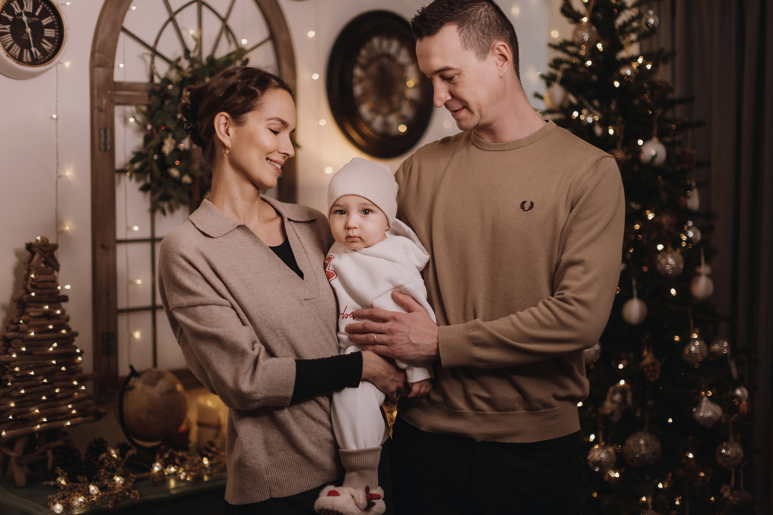 17.12.2022 Christmas Photoshoot 21. Wedding family event photographer in Chicago Nick Yushevich